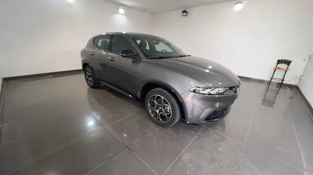Alfa Romeo Tonale 2024