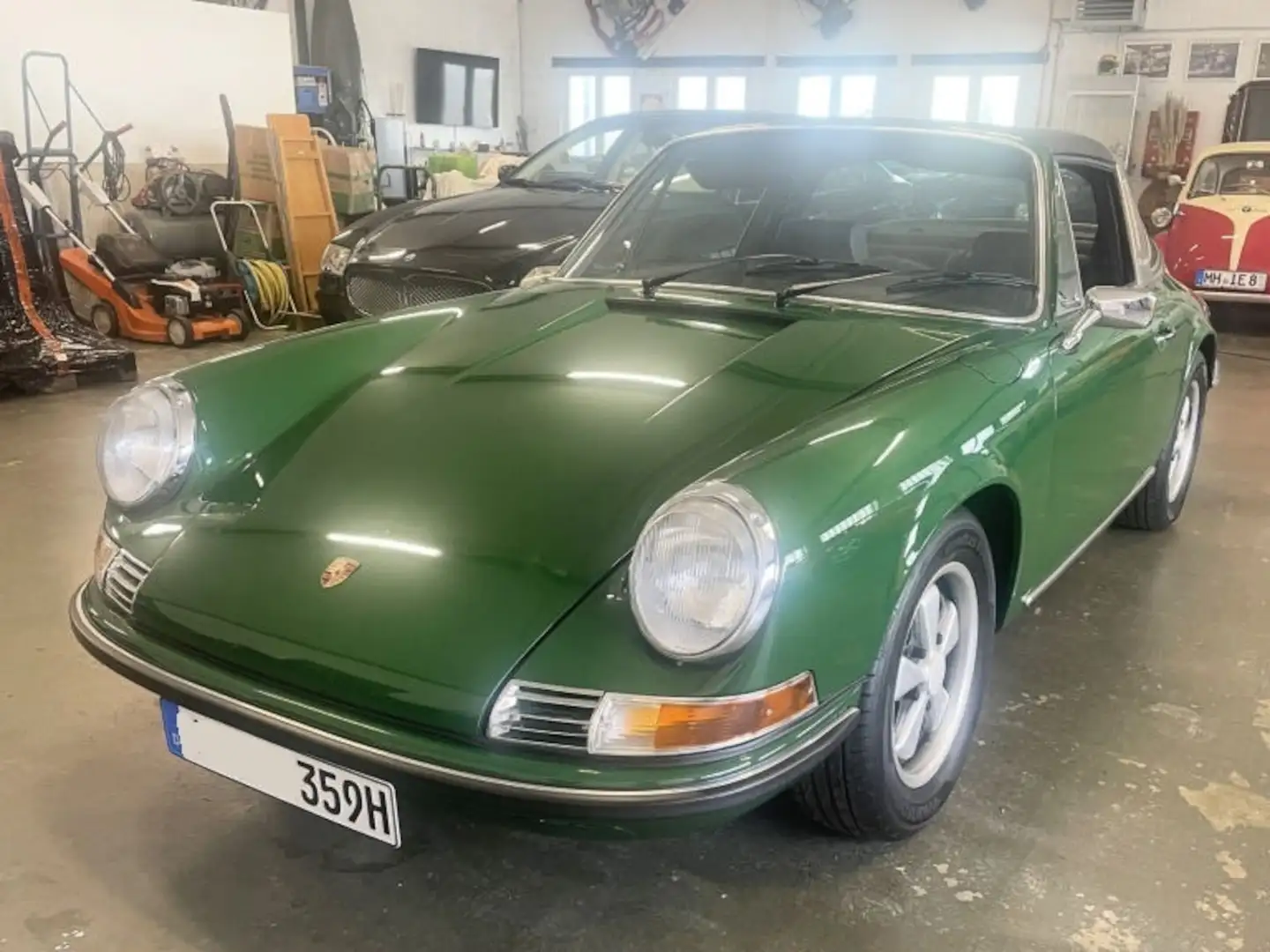 Porsche 911 T Targa 1- Grün - 2