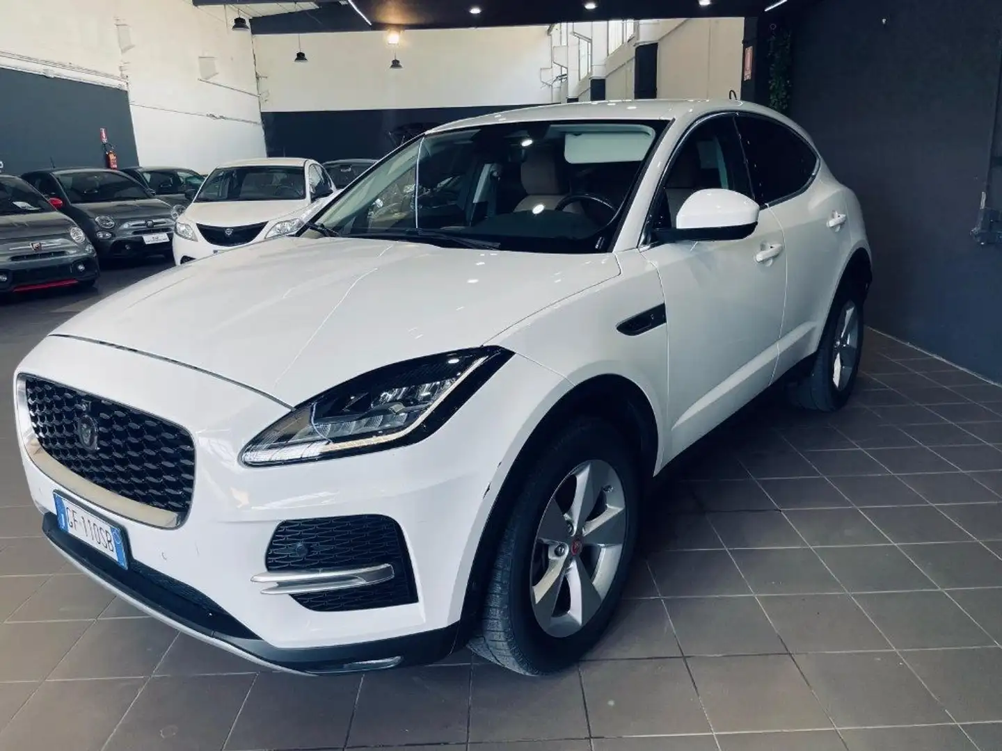 Jaguar E-Pace 2.0D I4 163 CV AWD Auto S Blanco - 2