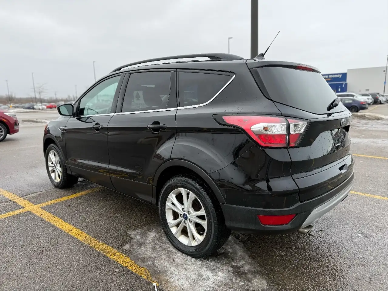 Ford Escape снимка Ford Escape