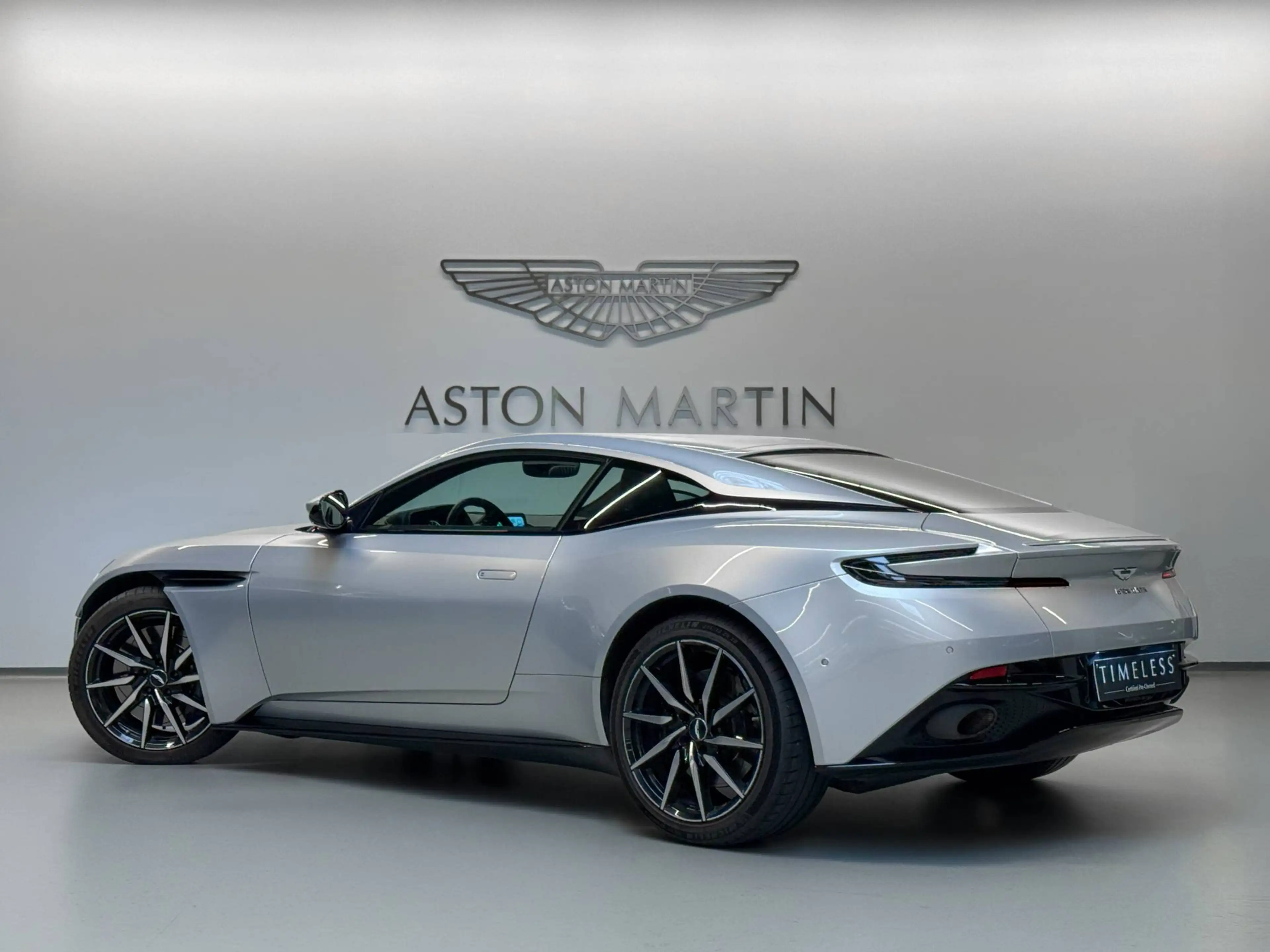 Aston Martin DB11 Coupe | Aston Martin Brussels — photo 4