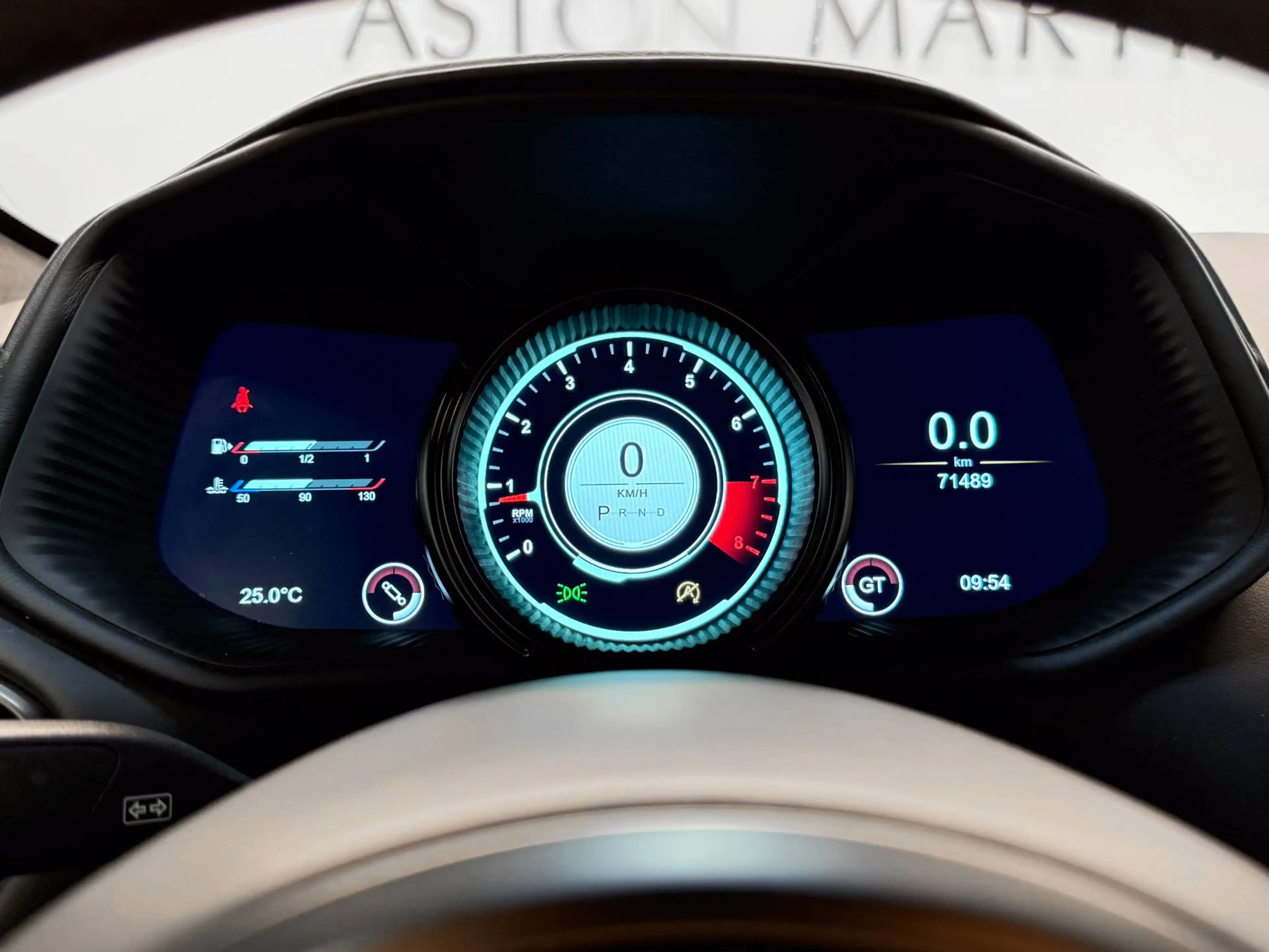 Aston Martin DB11 Coupe | Aston Martin Brussels — photo 15