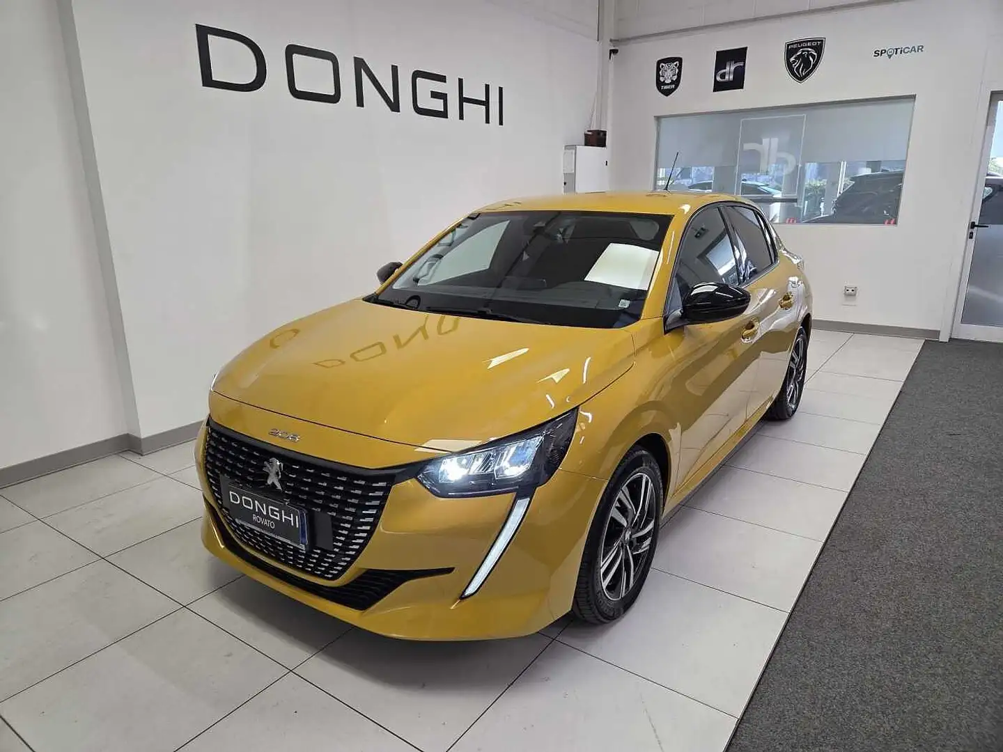 Peugeot 208 Allure Pack PureTech 100cv S&S EAT8 5 porte Grigio - 1