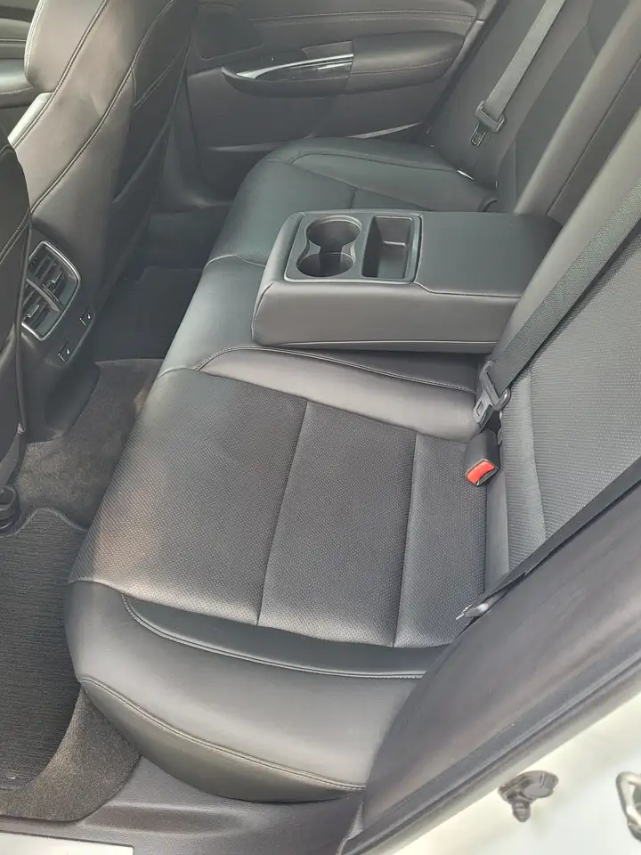Acura TLX снимка Acura TLX