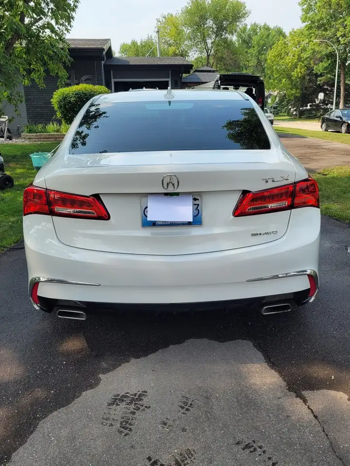 Acura TLX снимка Acura TLX