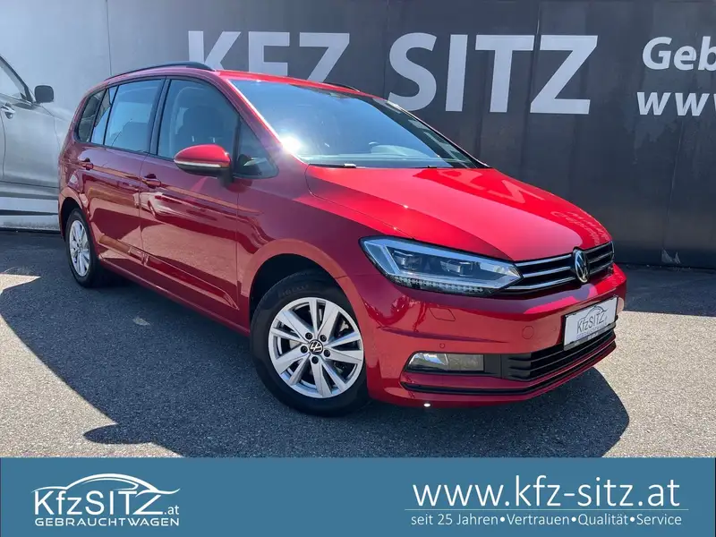 VOLKSWAGEN Touran