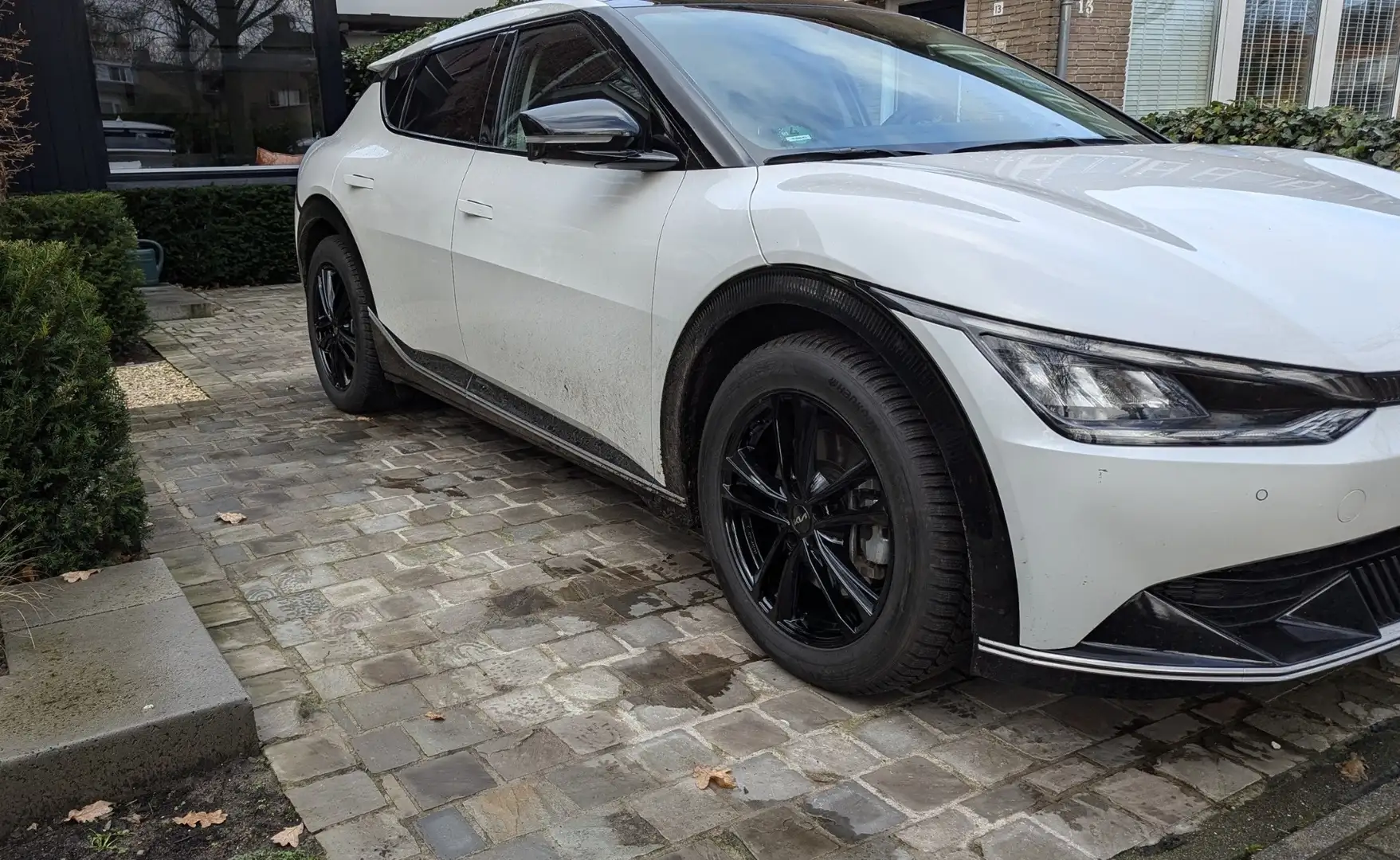 Kia EV6 Plus Advan. 77.4 kWh. Open dak, V2L, Fgarantie Wit - 2