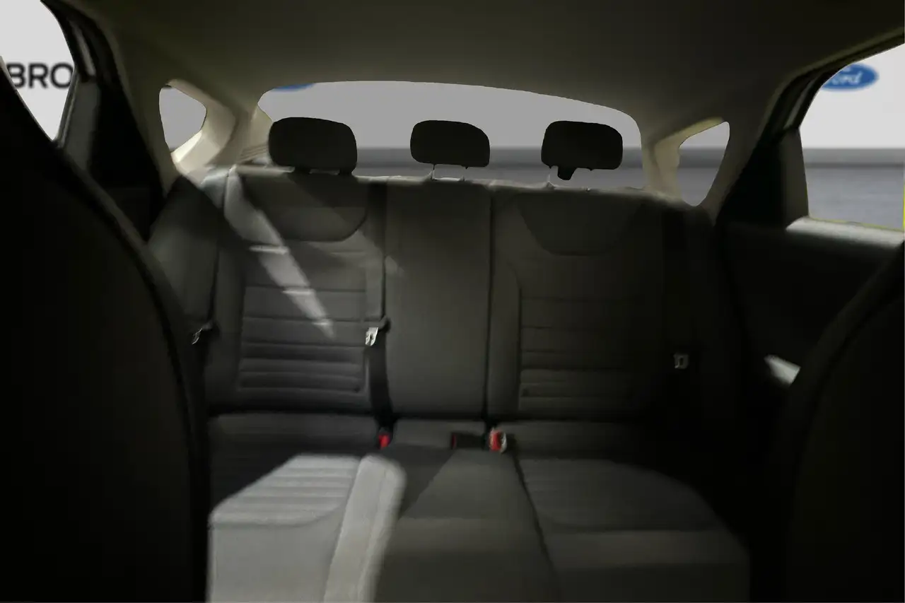 Kia K4 снимка Kia K4