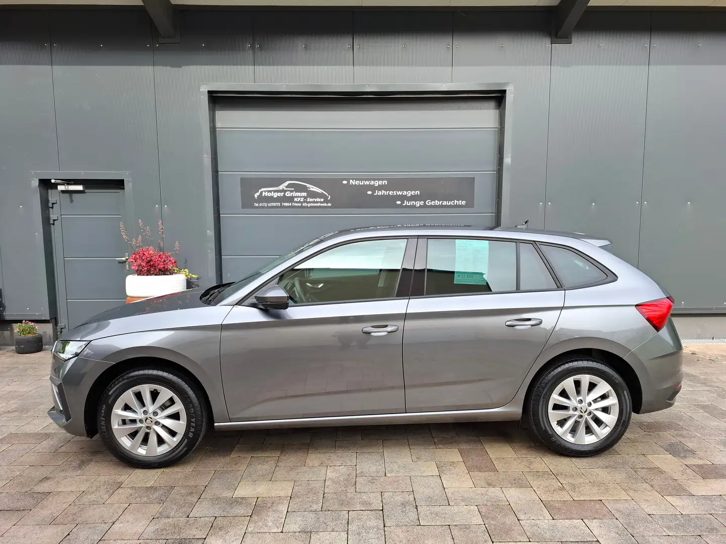 Skoda Scala DSG 5Jahre Gar/Sitz+Lenkradheiz/el. Heck/Cam/LED Grau - 1