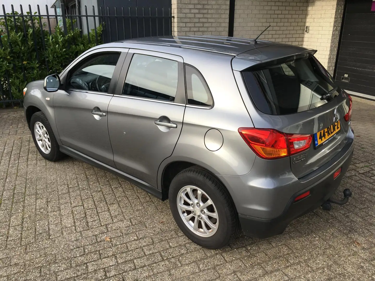 Mitsubishi ASX 1.6 Intro Edition ClearTec / ALU VELGEN / CLIMATE Grijs - 2