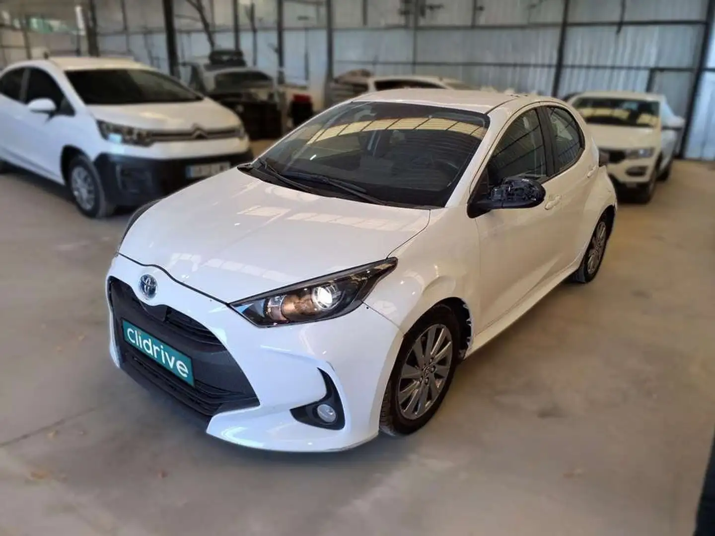 Toyota Yaris 100H 1.5 Active Tech Blanco - 2