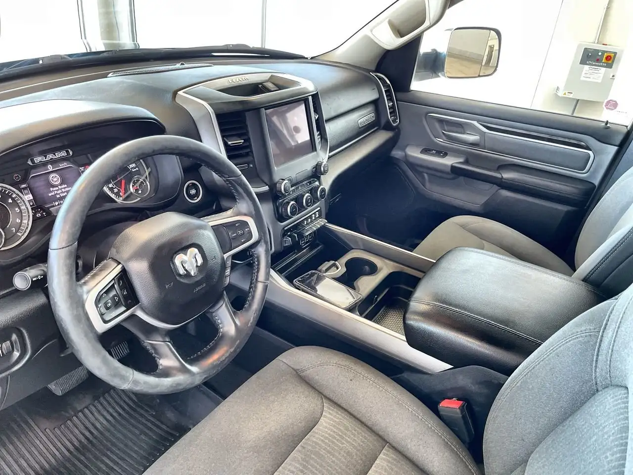 RAM 1500 снимка RAM 1500