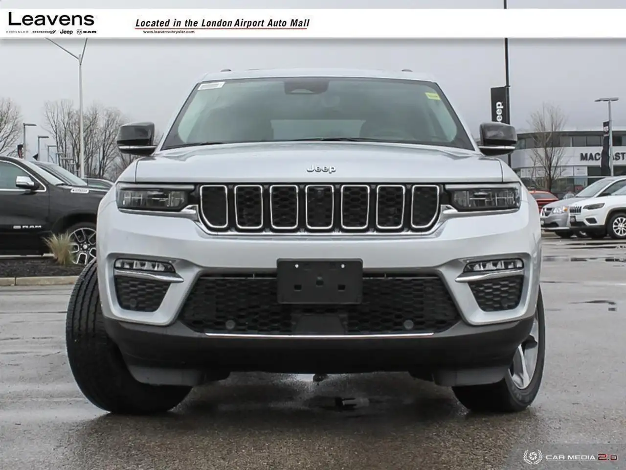 Jeep Grand Cherokee снимка Jeep Grand Cherokee
