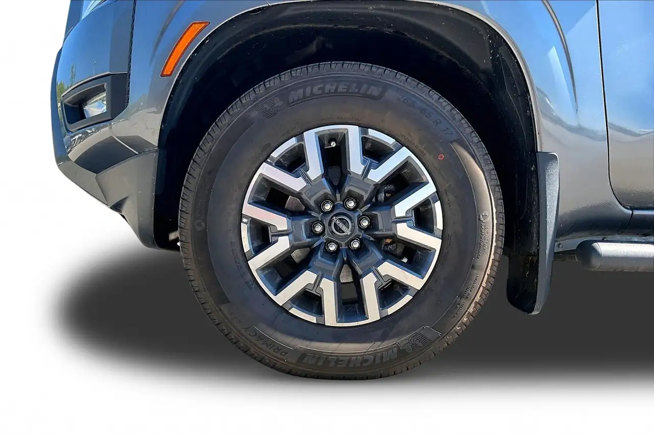 Nissan Frontier снимка Nissan Frontier