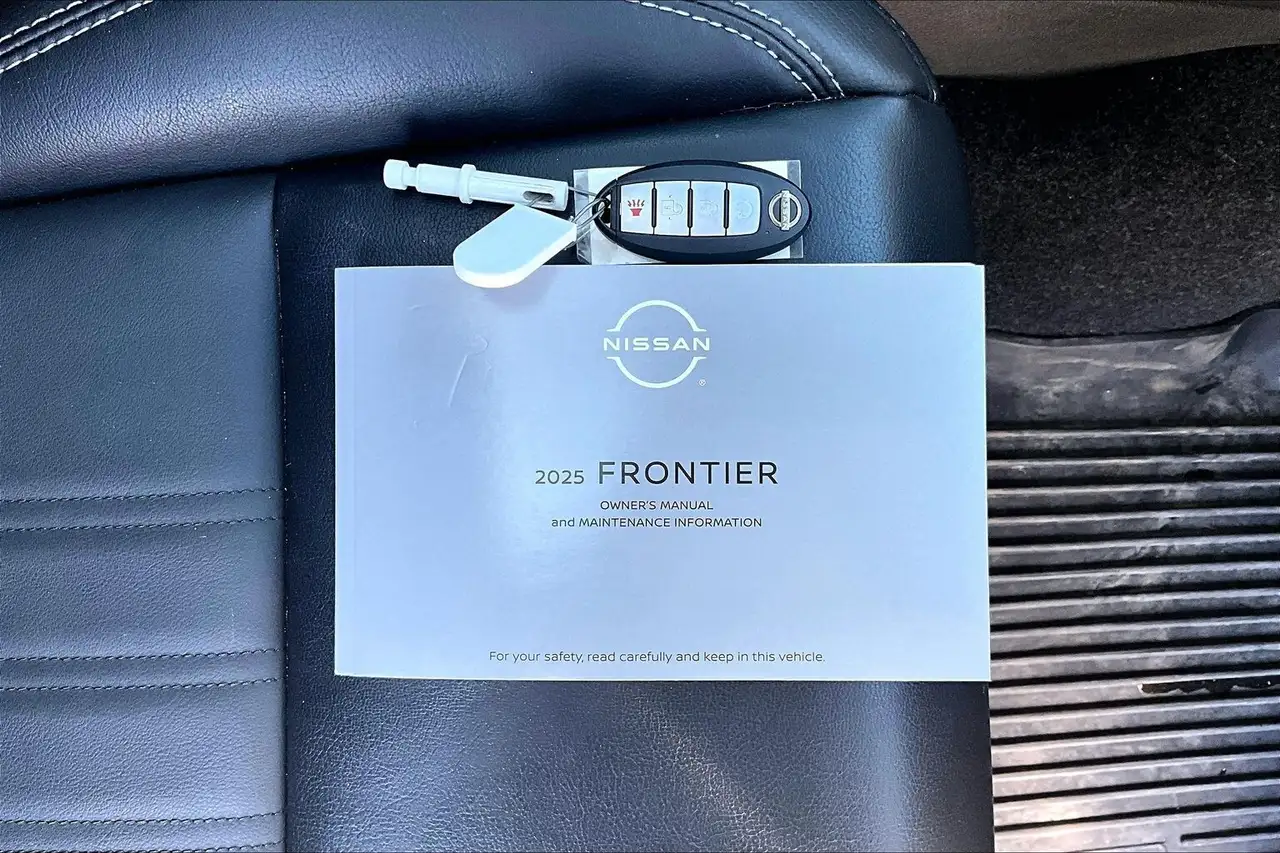 Nissan Frontier снимка Nissan Frontier