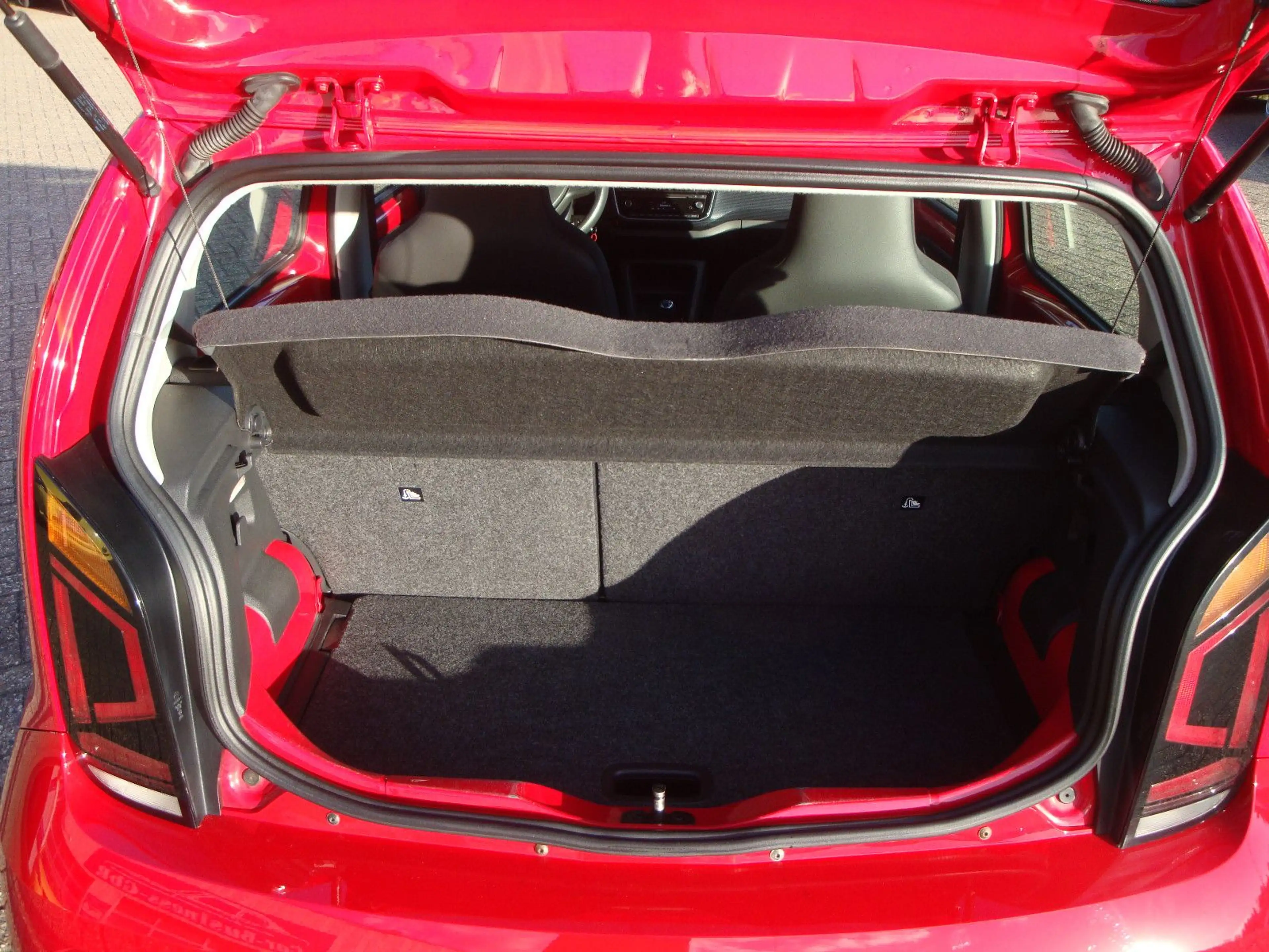 Volkswagen up! move up! — photo 15