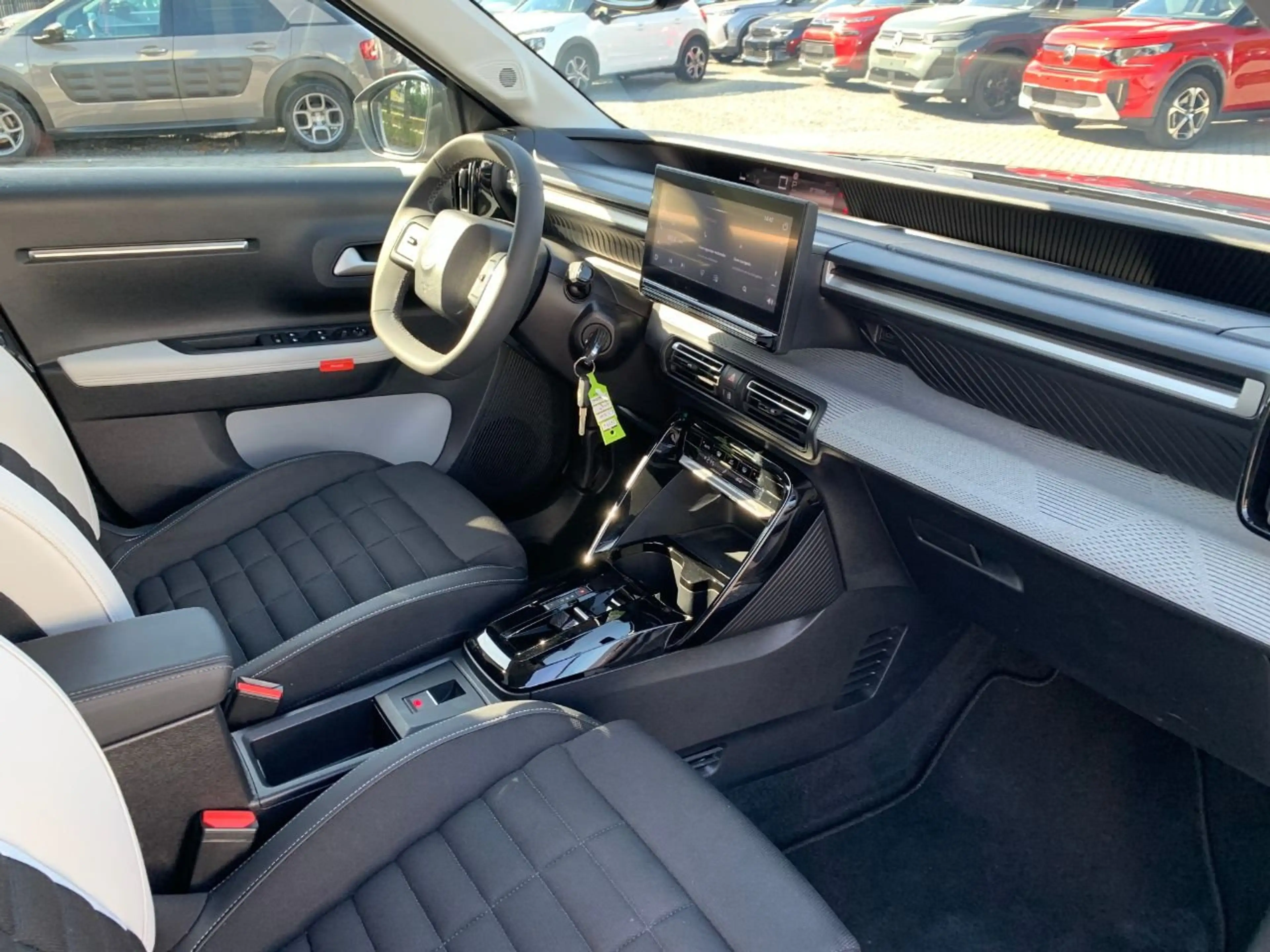 Citroen C3 Aircross Hybrid 145 MAX — photo 12
