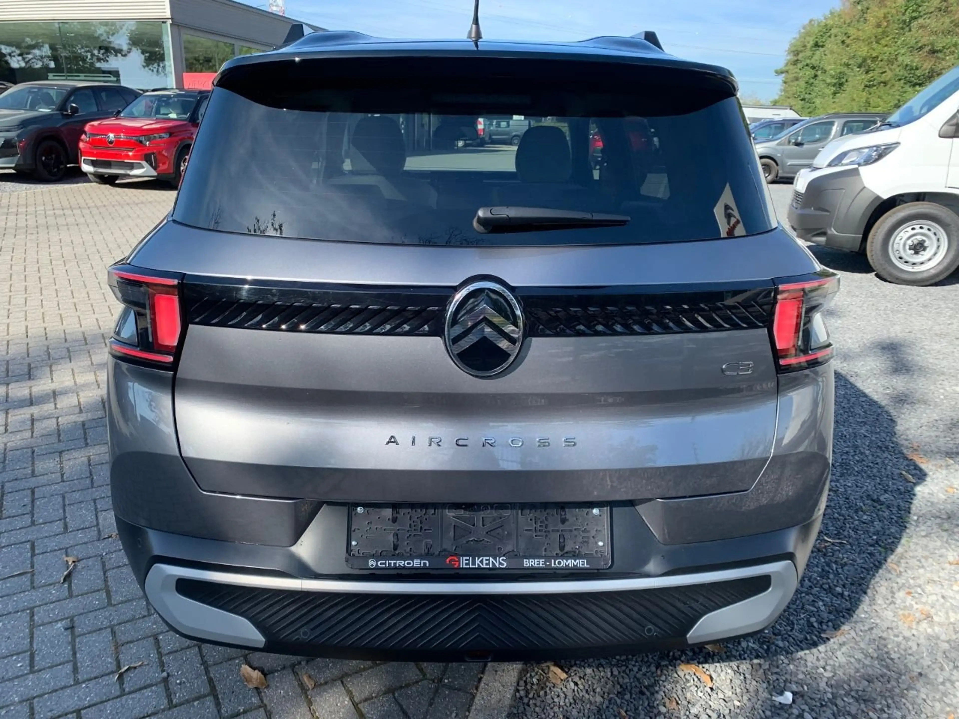 Citroen C3 Aircross Hybrid 145 MAX — photo 6