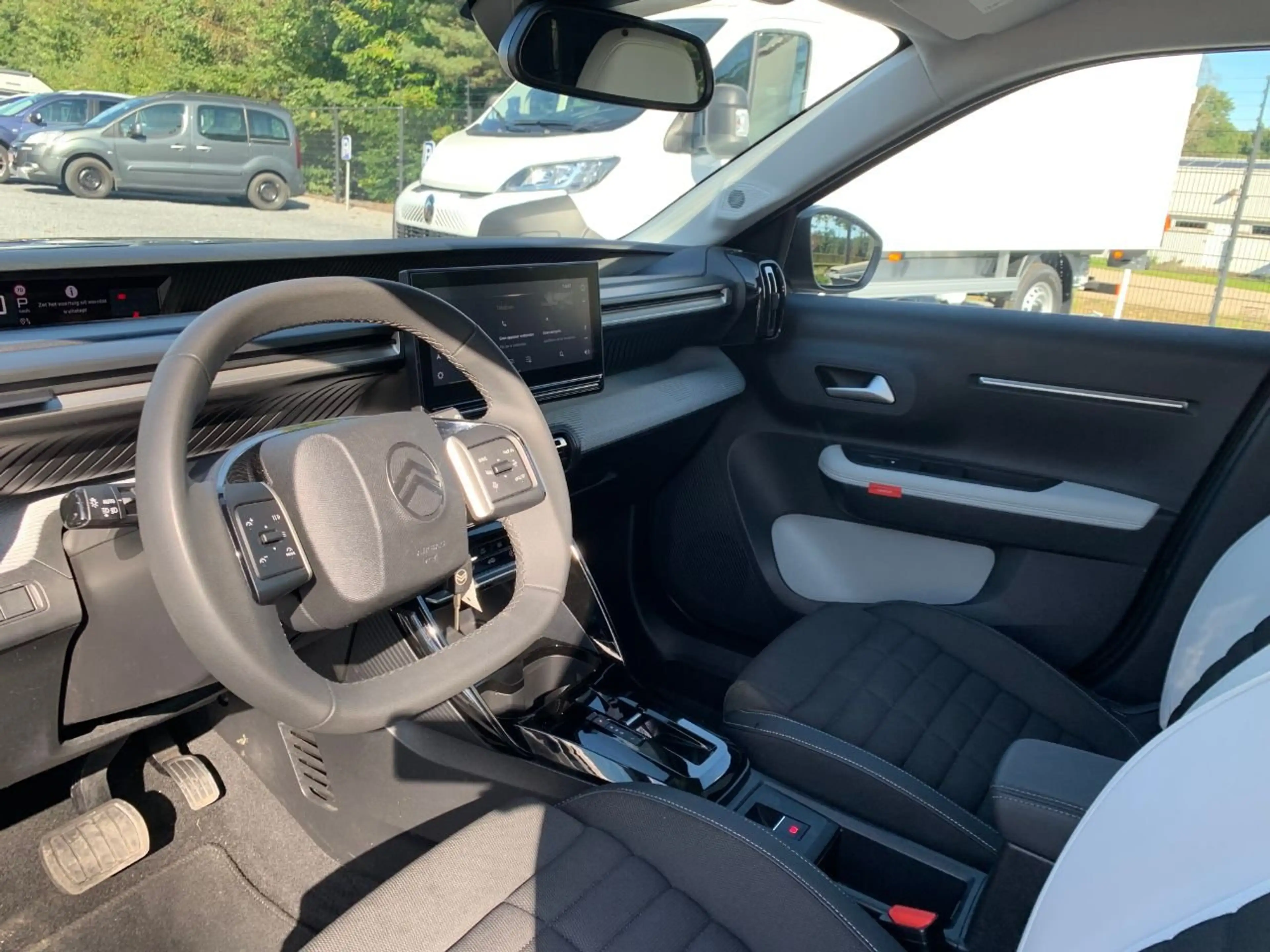 Citroen C3 Aircross Hybrid 145 MAX — photo 10