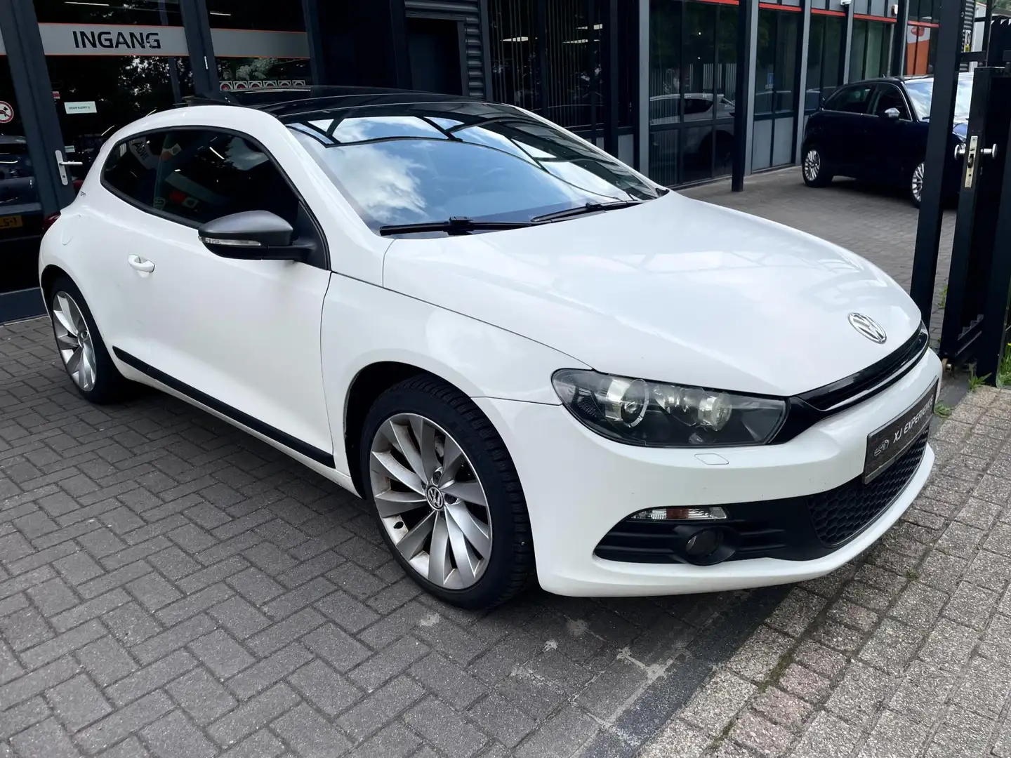 Volkswagen Scirocco 2.0 TSI Highline Plus 250 PK PANO NAVI AIRCO 18" Blanc - 2