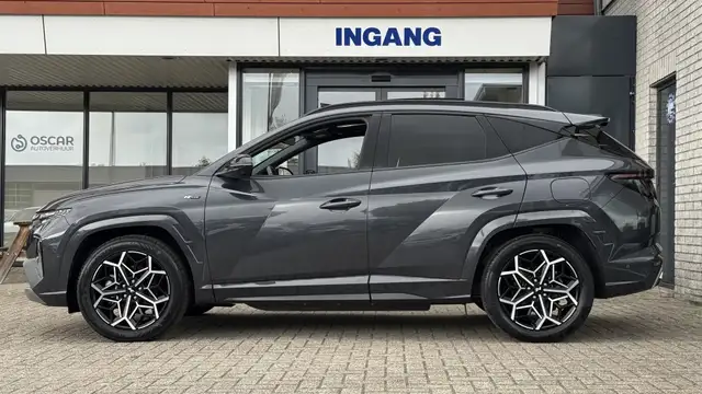 Hyundai Tucson view 2