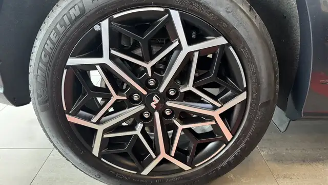 Hyundai Tucson view 26
