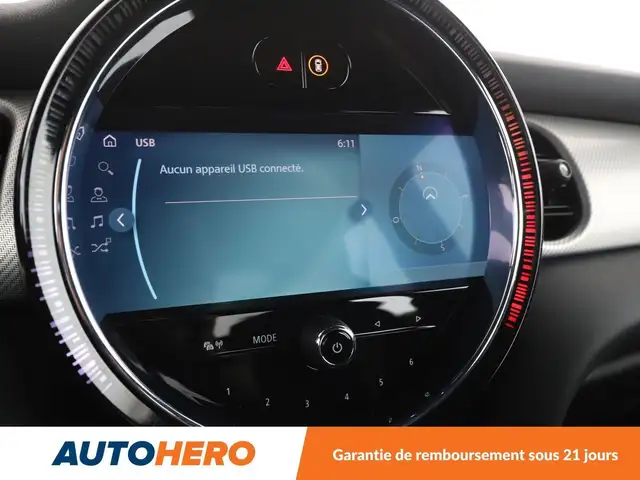 MINI Hatch view 21