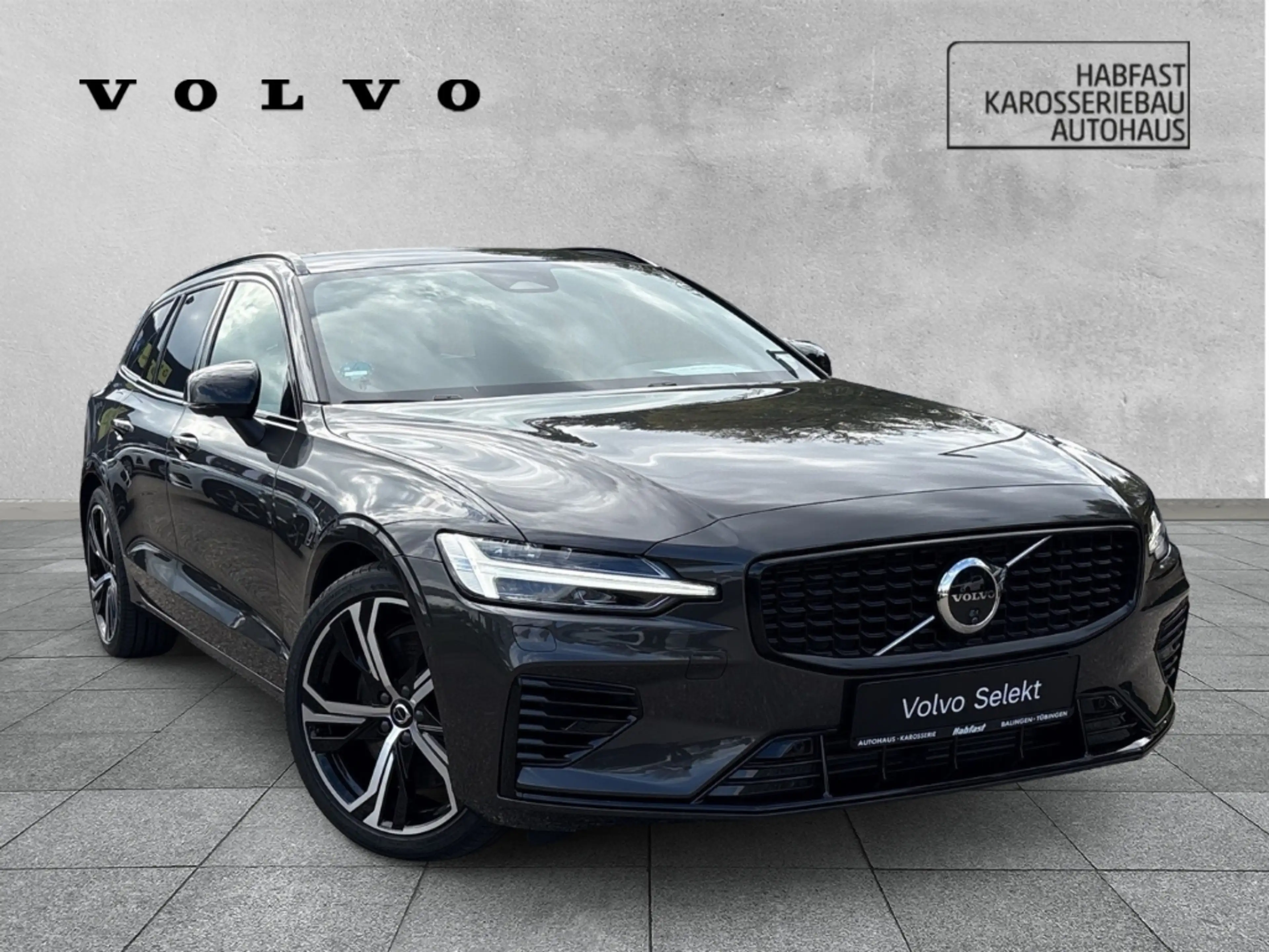 Volvo V60 Kombi Plus T8 Dark Plug-In Hybrid AWD StandHZG Led — photo 5