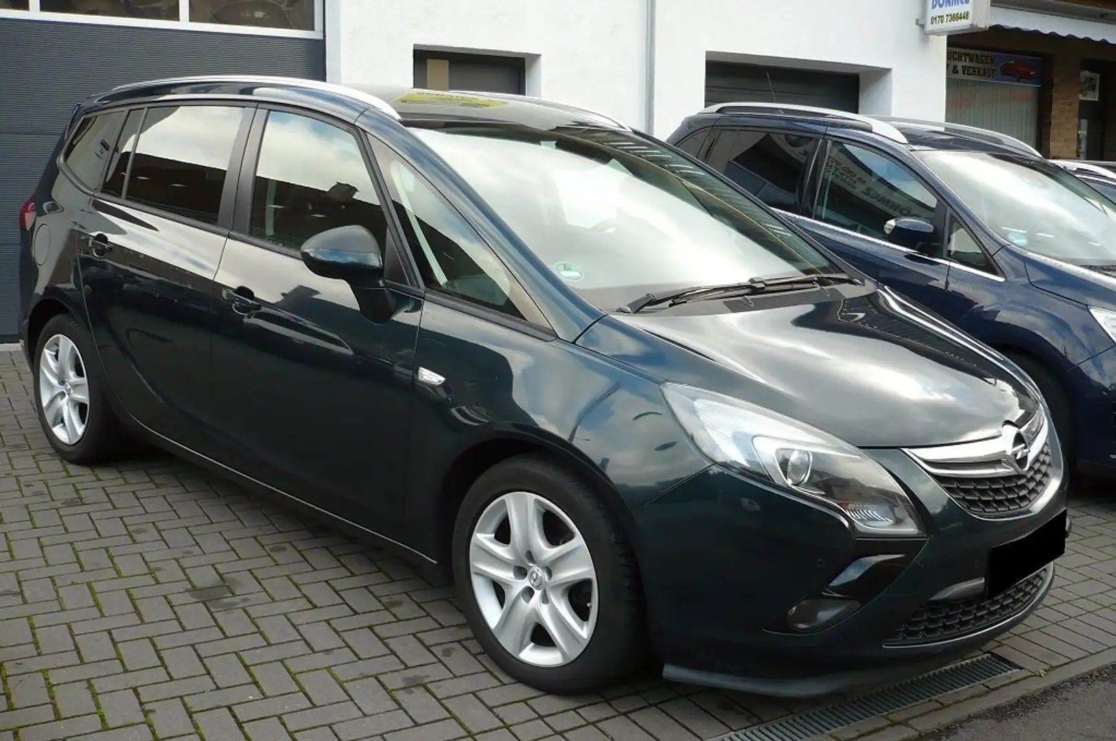 Opel Zafira Tourer Zafira Diesel 2.0 CDTI ecoFLEX Start/Stop 7 Sitzer Grün - 1