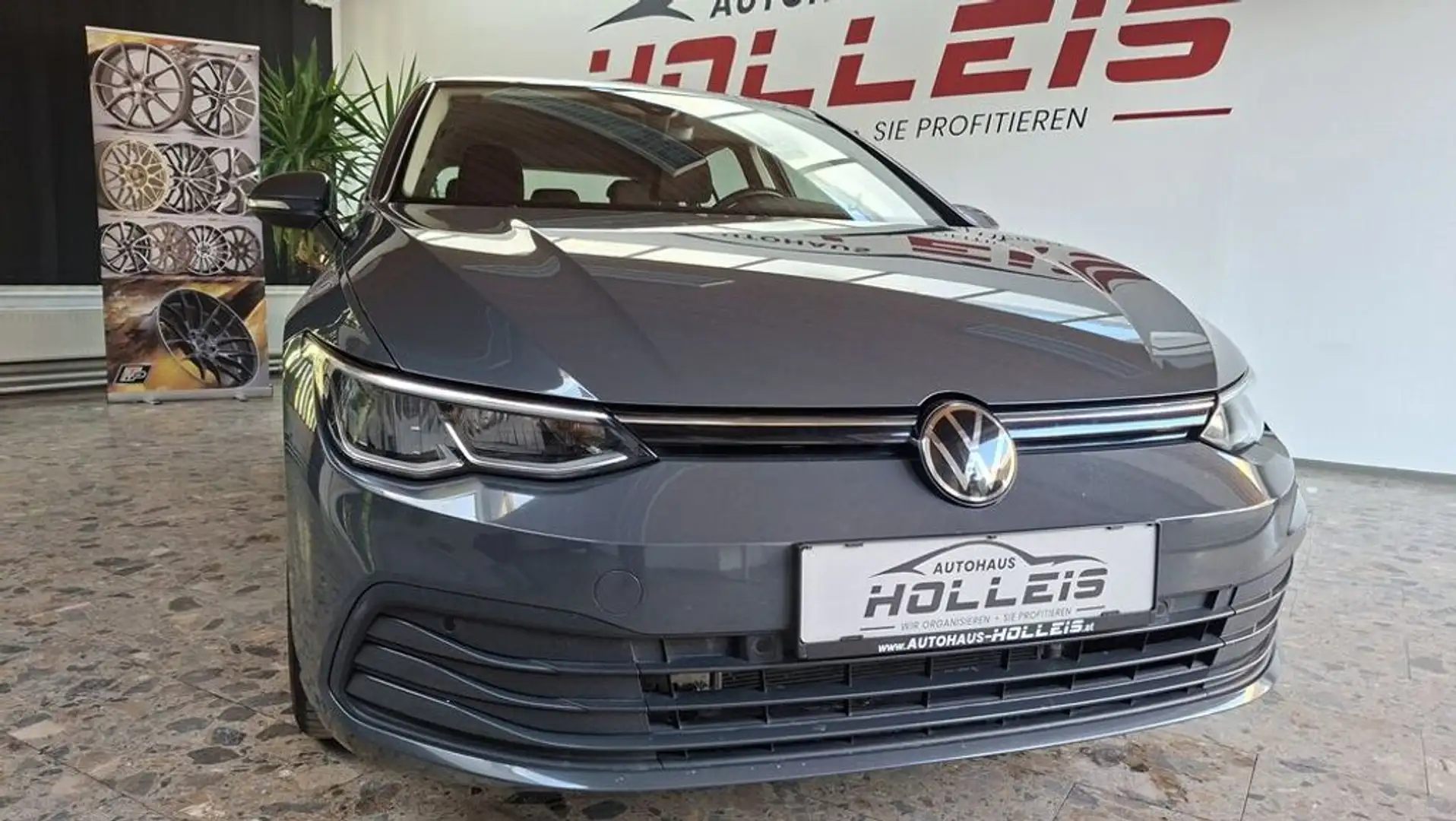 Volkswagen Golf Life 2,0 TDI 85 KW Tausch möglich Grau - 1