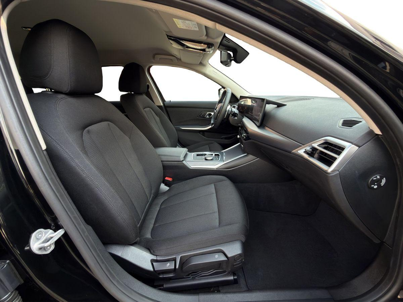 BMW 318 i G21 Touring Aut. | WIDESCREEN | RF-KAMERA — photo 28