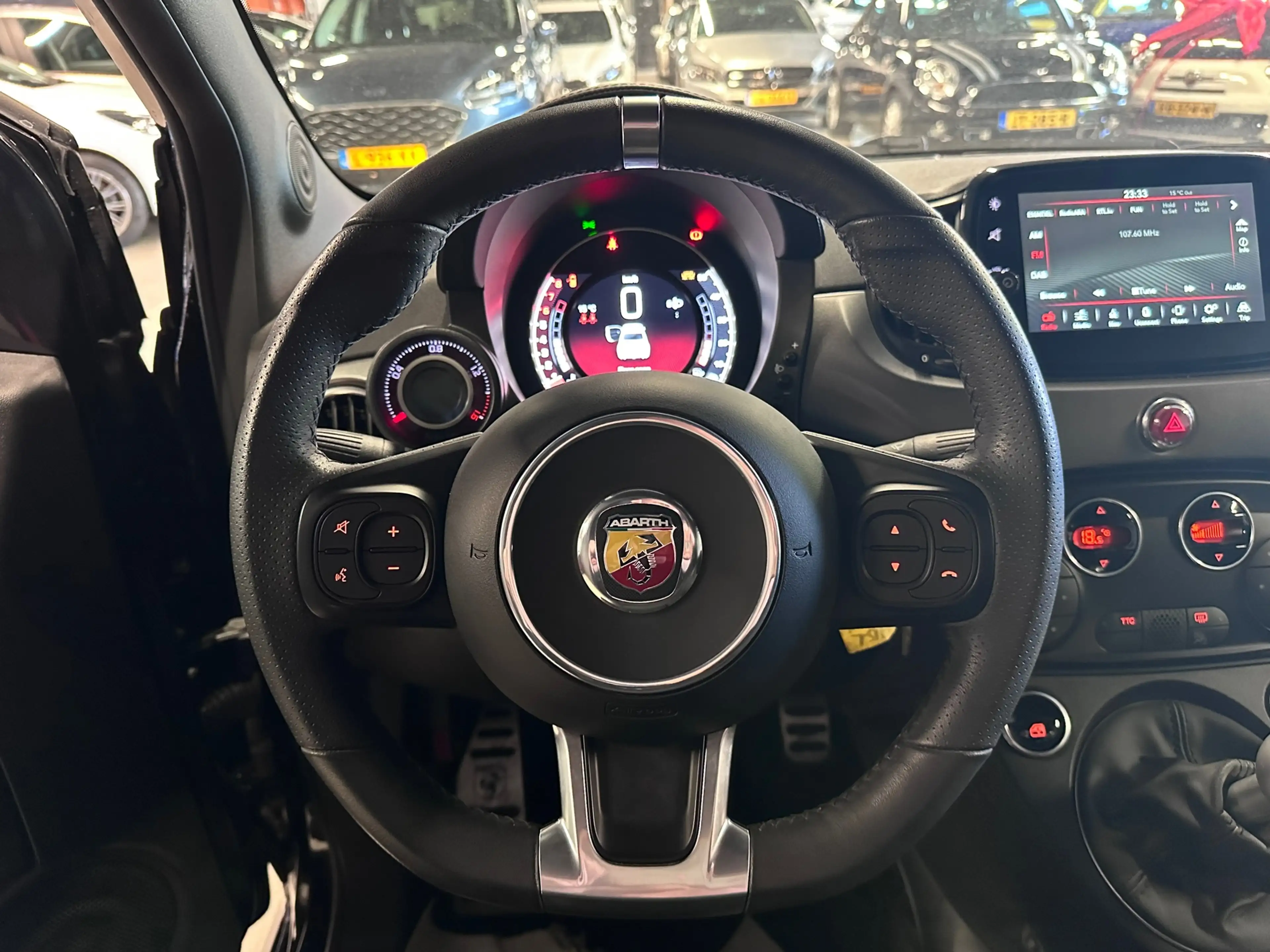 Abarth 595 Turismo 1.4 T-Jet Abarth LEDER / CLIMA / NAVI — photo 16