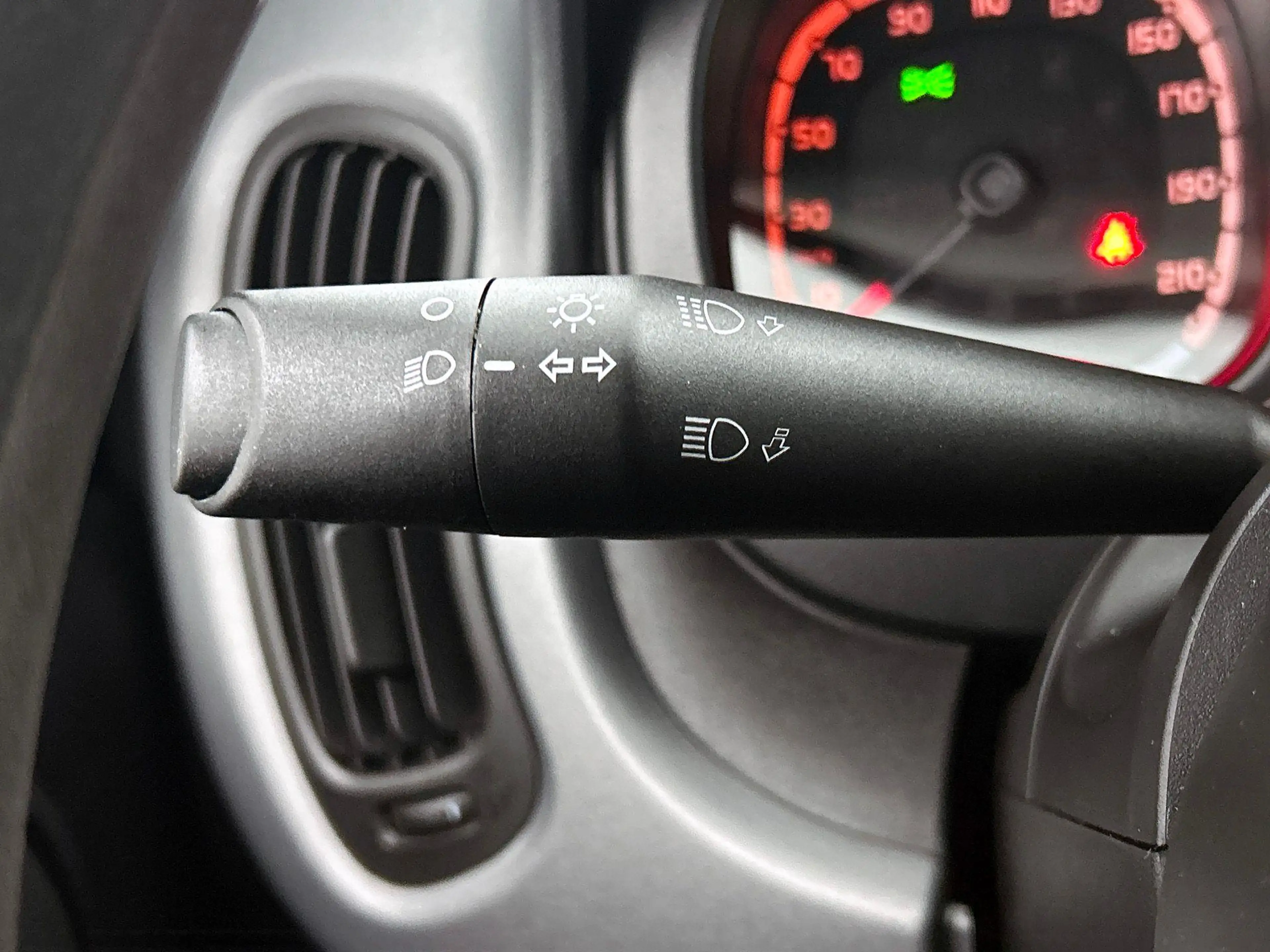 Fiat Panda 1.0 Hybrid Cross CARPLAY | CLIMA — photo 14
