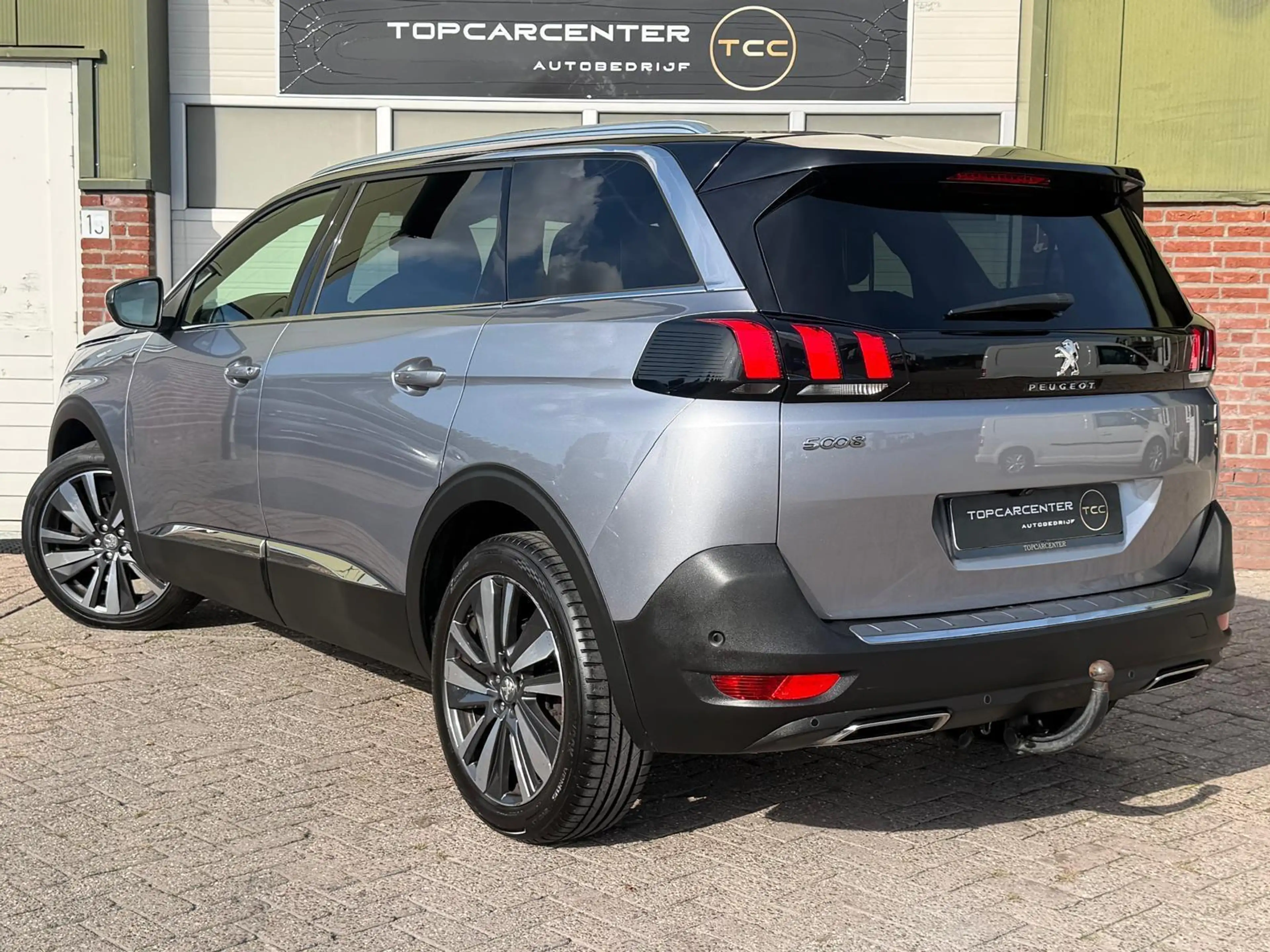 Peugeot 5008 1.2 GT-Line/PANO/KEYLESS/TREKH/CAMERA/APK/NAP — photo 8
