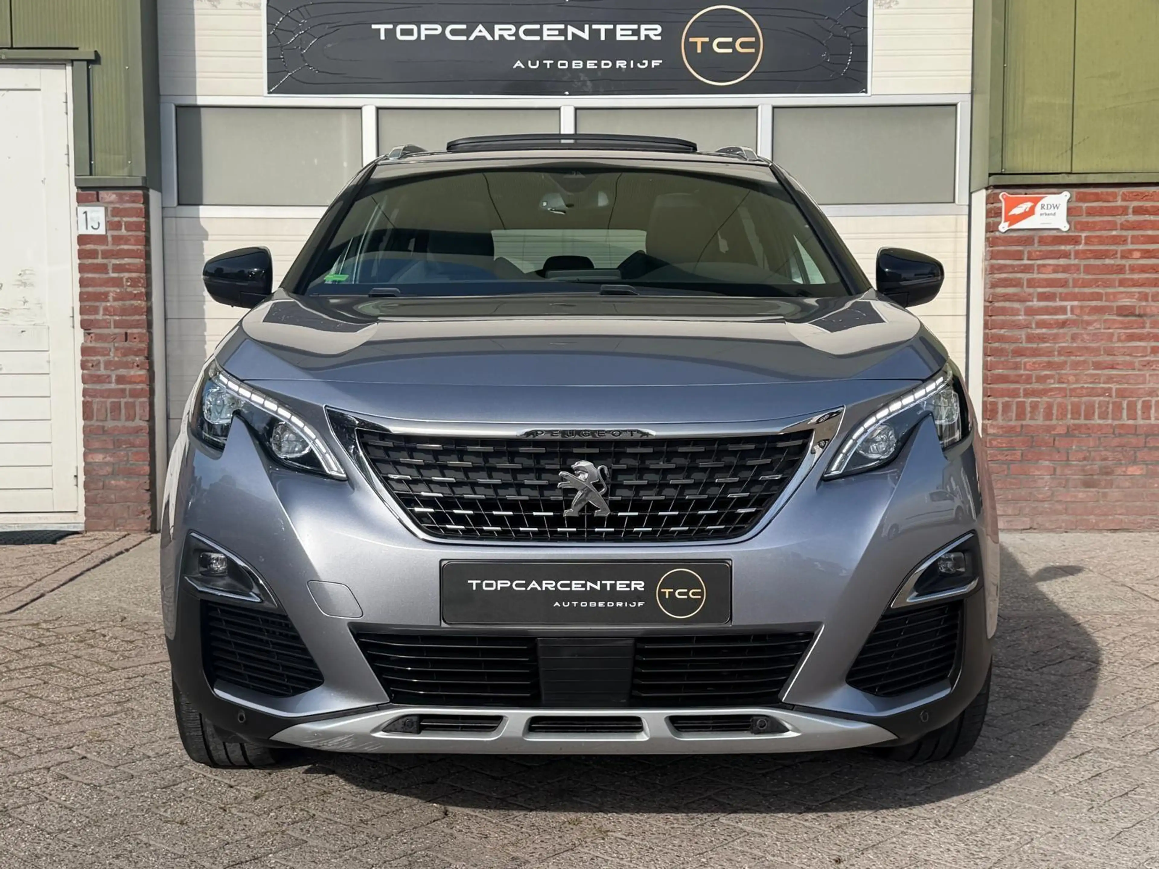 Peugeot 5008 1.2 GT-Line/PANO/KEYLESS/TREKH/CAMERA/APK/NAP — photo 2