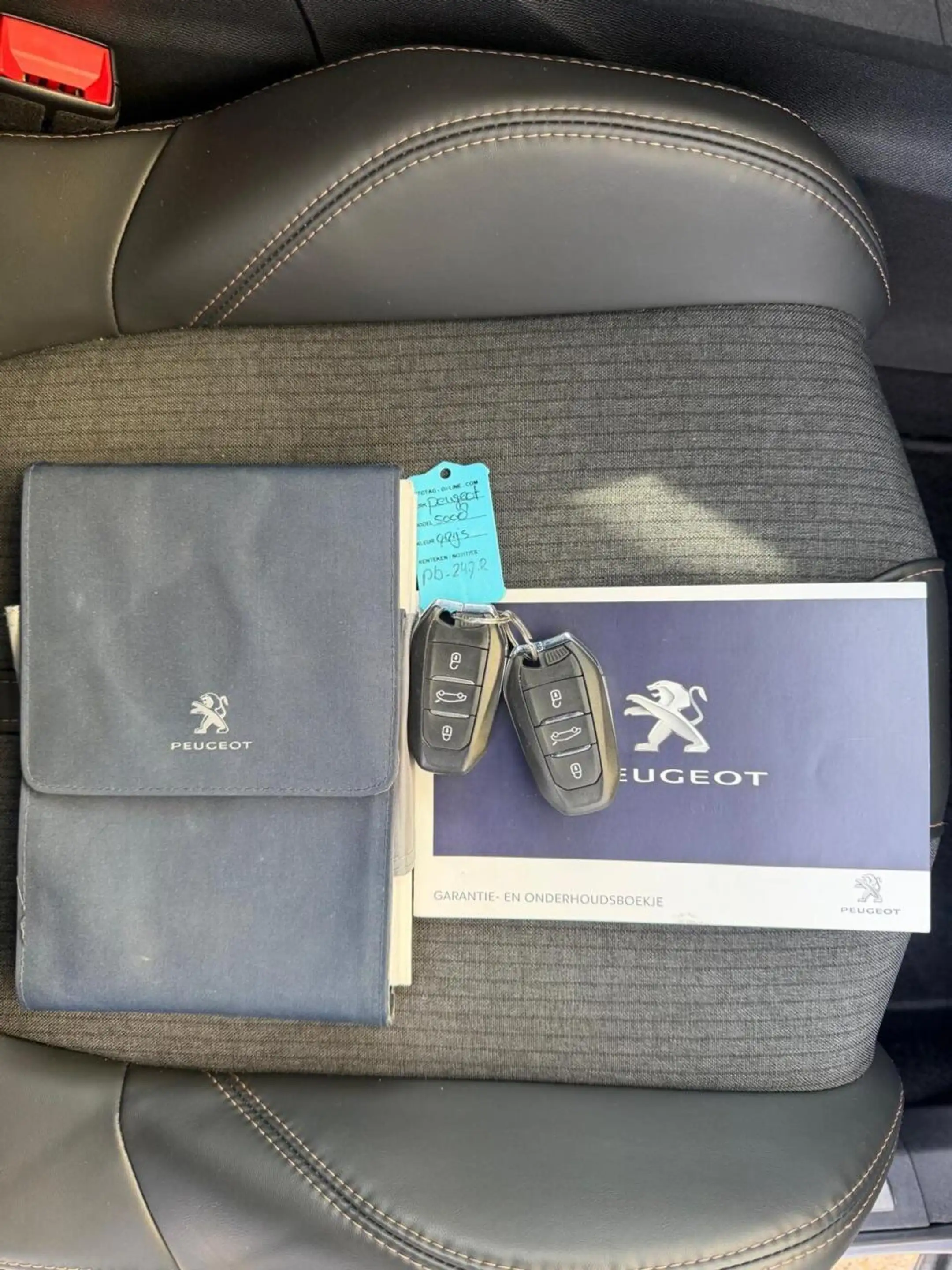 Peugeot 5008 1.2 GT-Line/PANO/KEYLESS/TREKH/CAMERA/APK/NAP — photo 30