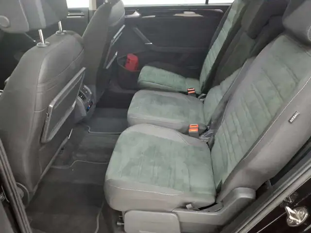 Volkswagen Touran view 14