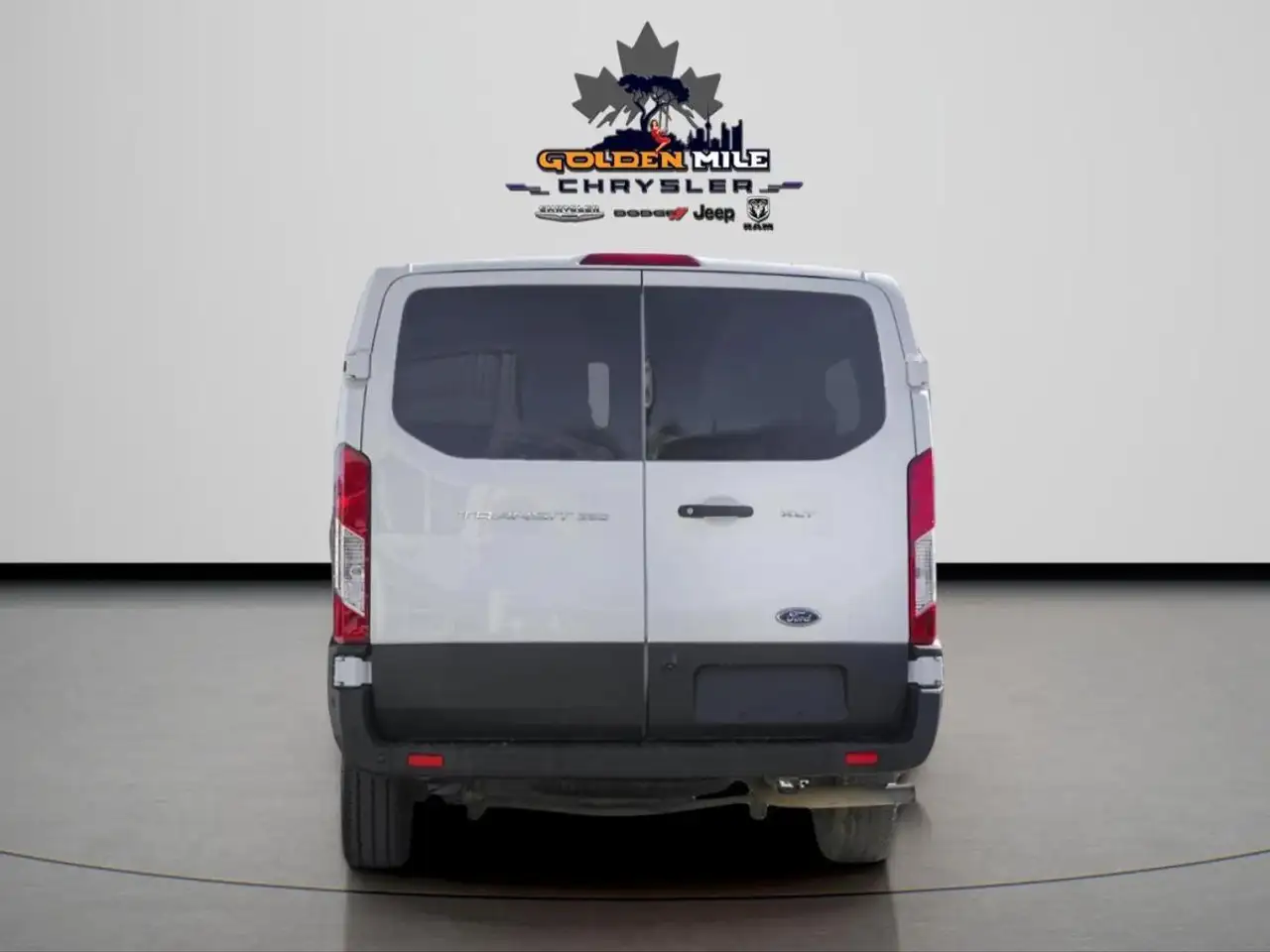 Ford Transit Passenger Wagon снимка Ford Transit Passenger Wagon