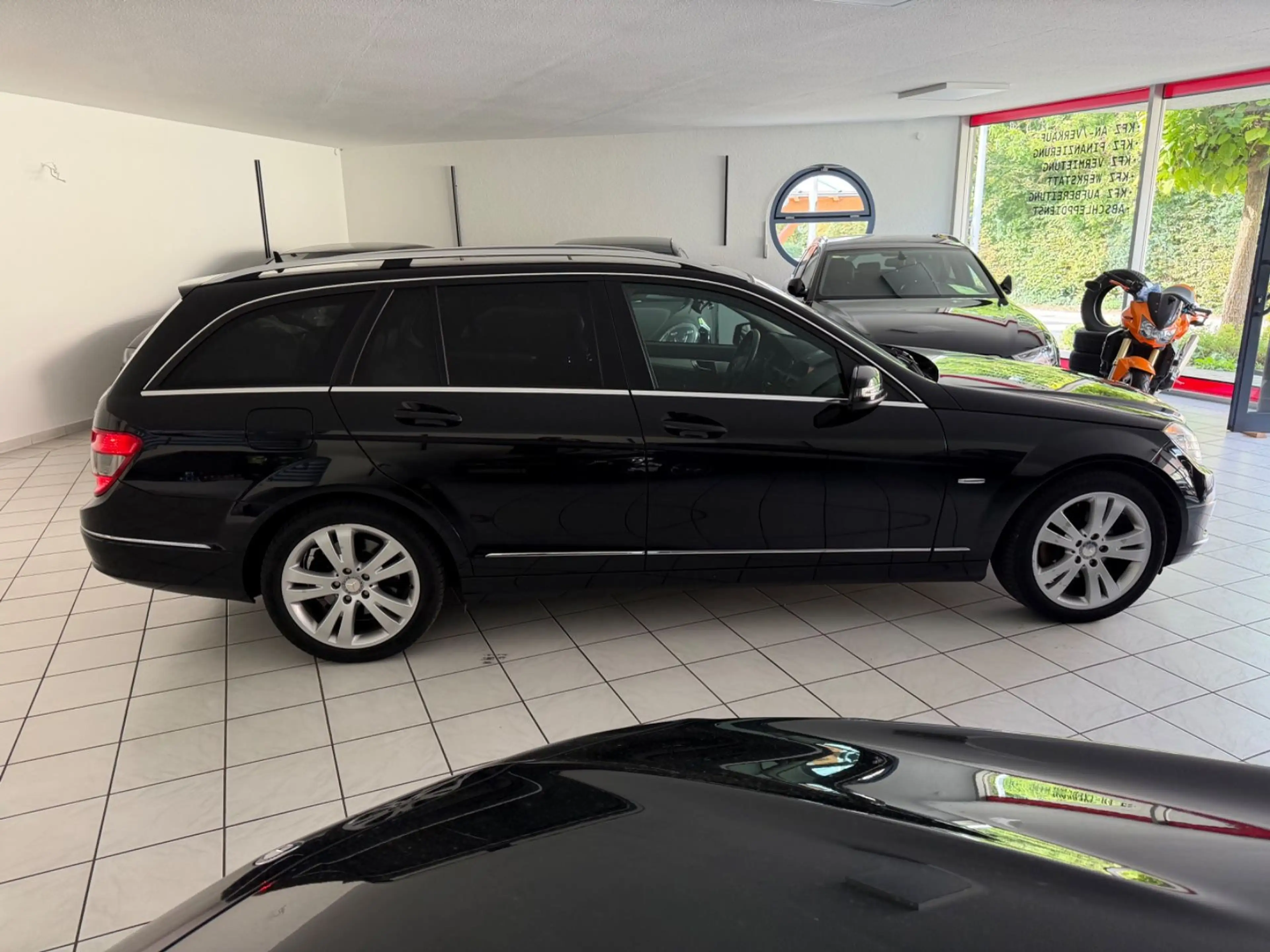 Mercedes-Benz C 200 C200T,Navi,Avantgarde,Tüv 05/2028,Schiebedach — photo 8