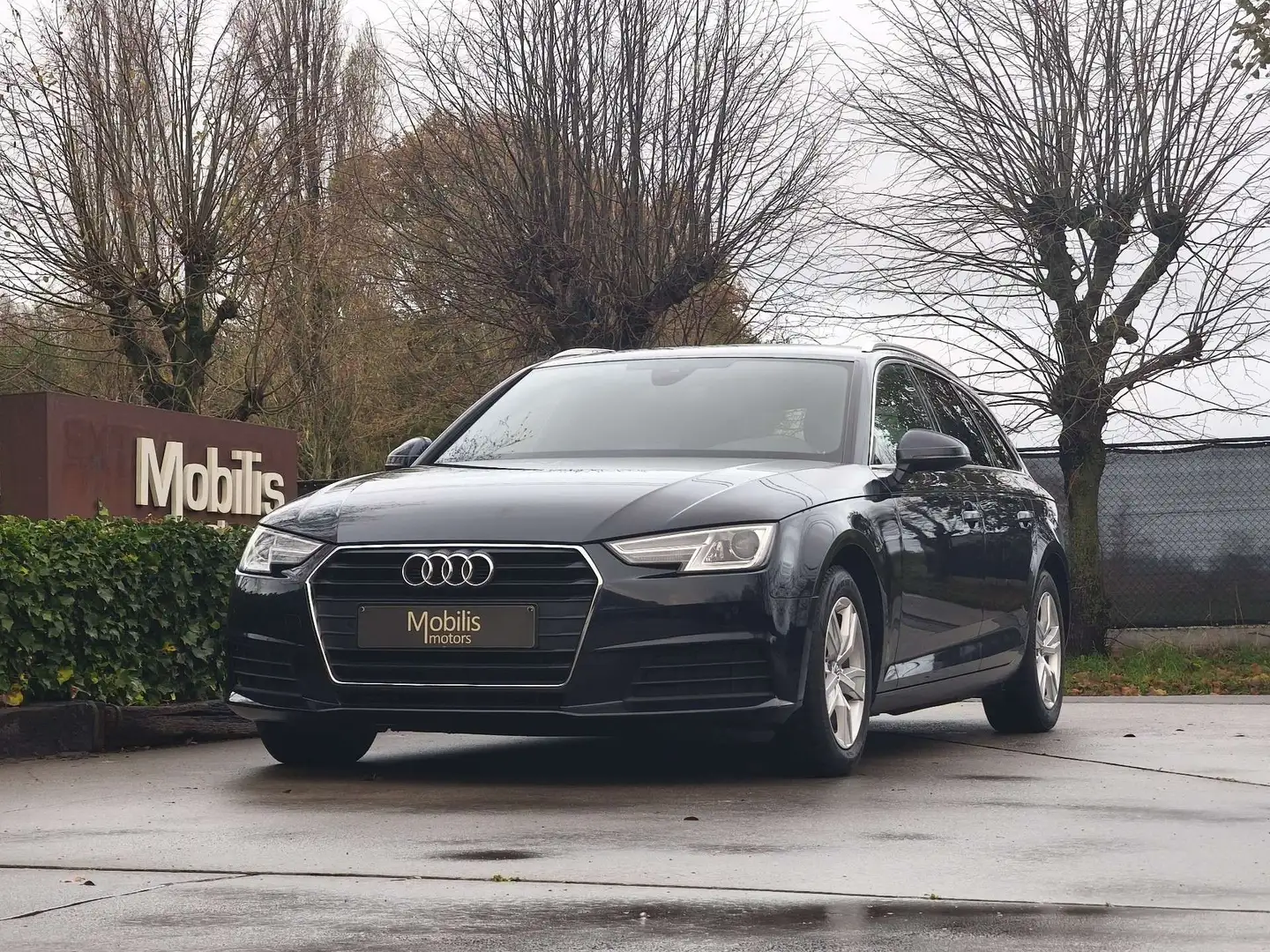Audi A4 Avant 2.0 TDi Automaat/Full Bi-Xenon/Zetelverwarmi Noir - 1