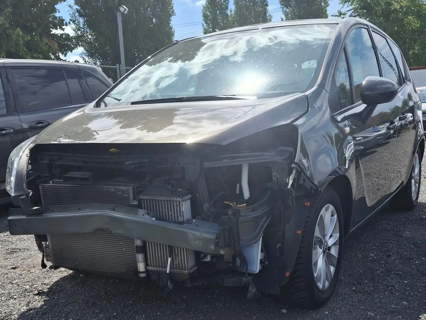 Opel Meriva Unfallschaden.Automatik.1,4L. 2.Hand 26000 Km Grigio - 1
