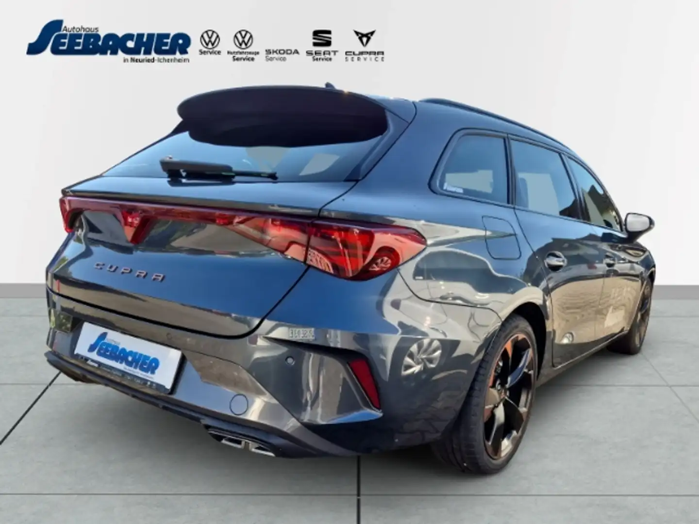 CUPRA Leon Sportstourer 1.5 eTSi DSG *LED*AHK*FullLink*ACC* Grau - 2