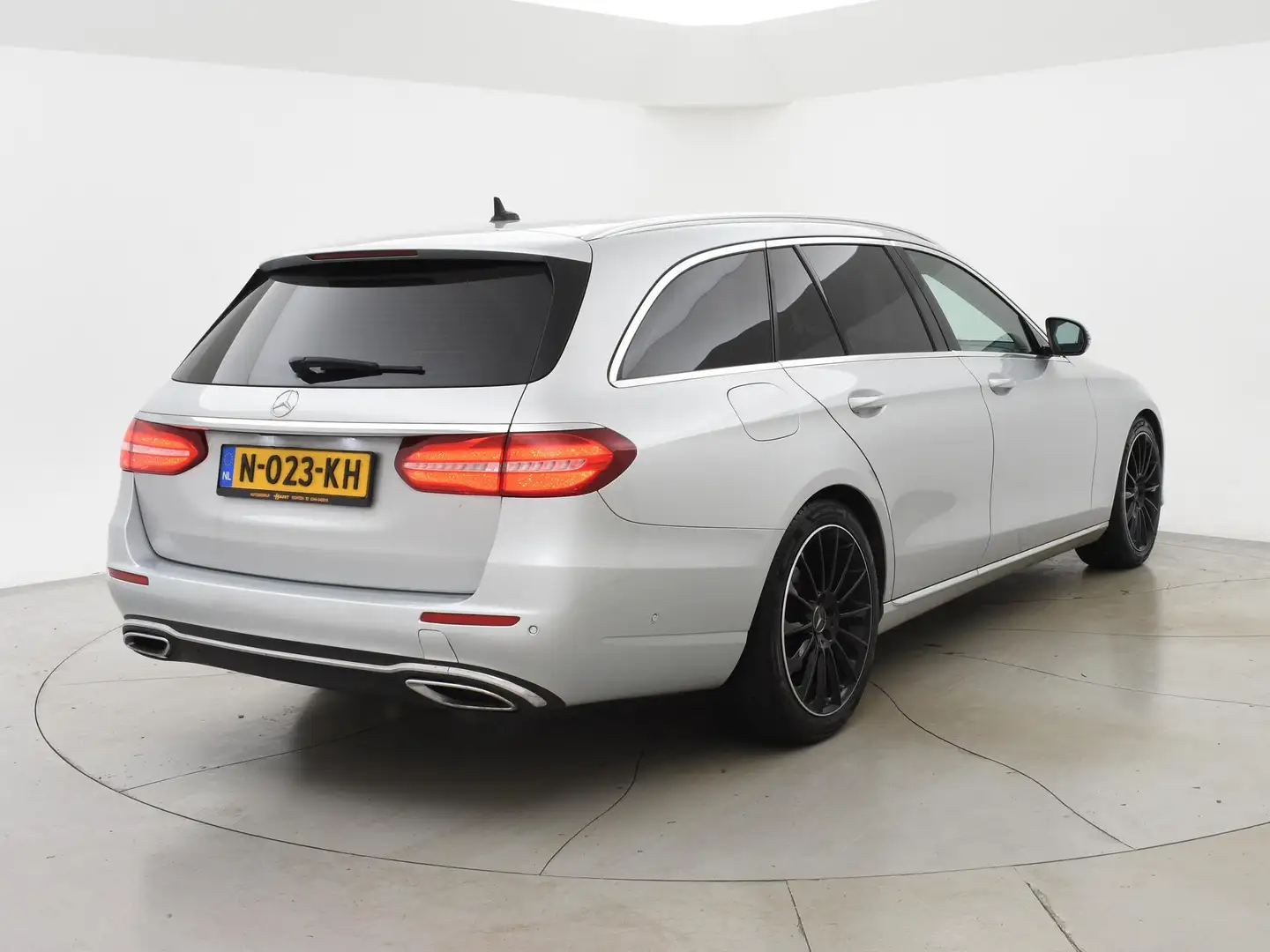 Mercedes-Benz E 220 Estate 220d 194 PK AUT9 AVANTGARDE + TREKHAAK Merc Grijs - 2