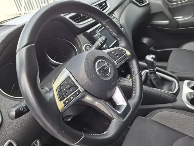 Nissan Qashqai view 18
