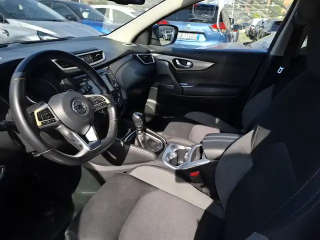 Nissan Qashqai view 14