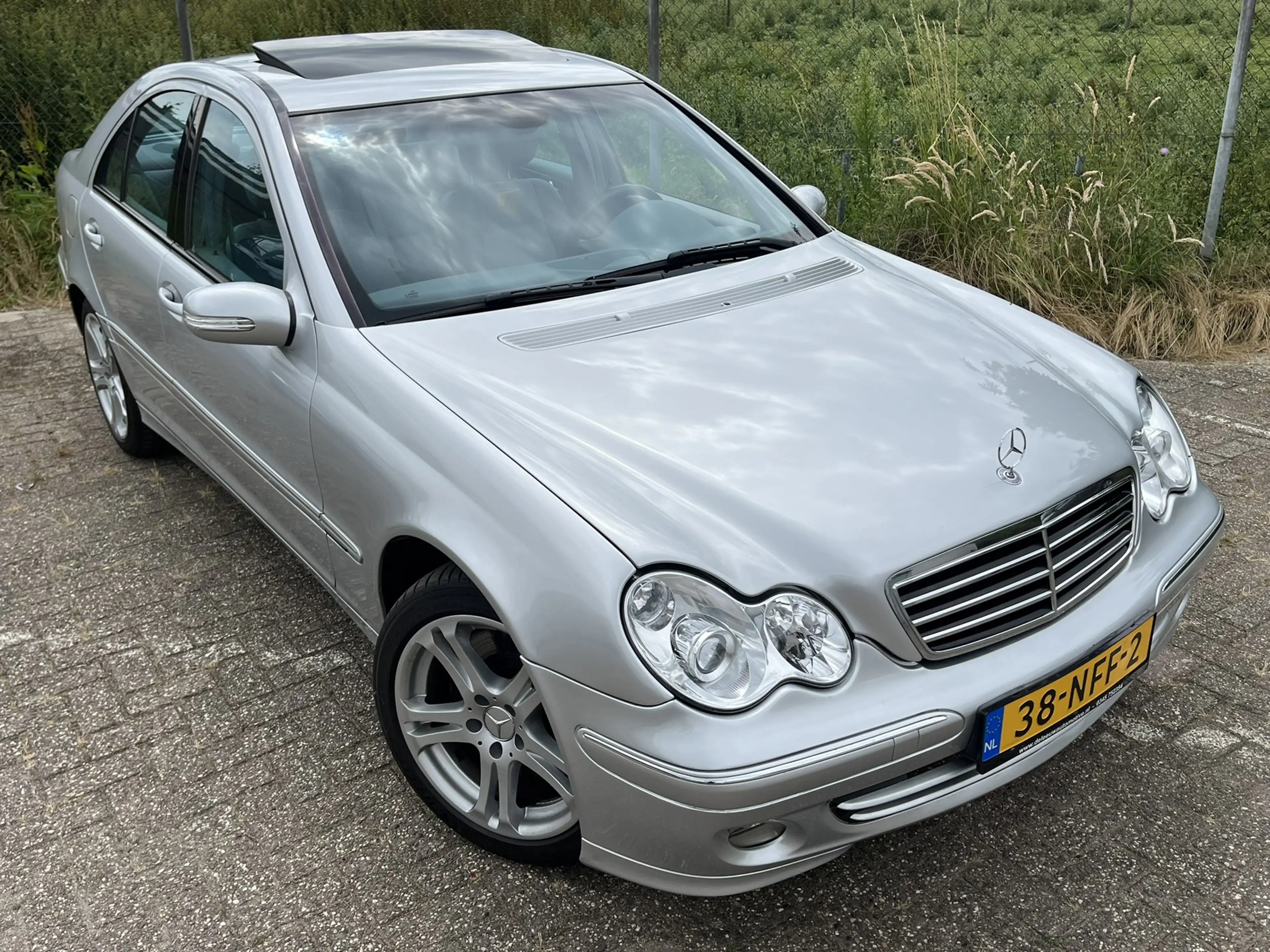 Mercedes-Benz C 350 Avantgarde 4-Matic Harman Kardon Xenon — photo 2