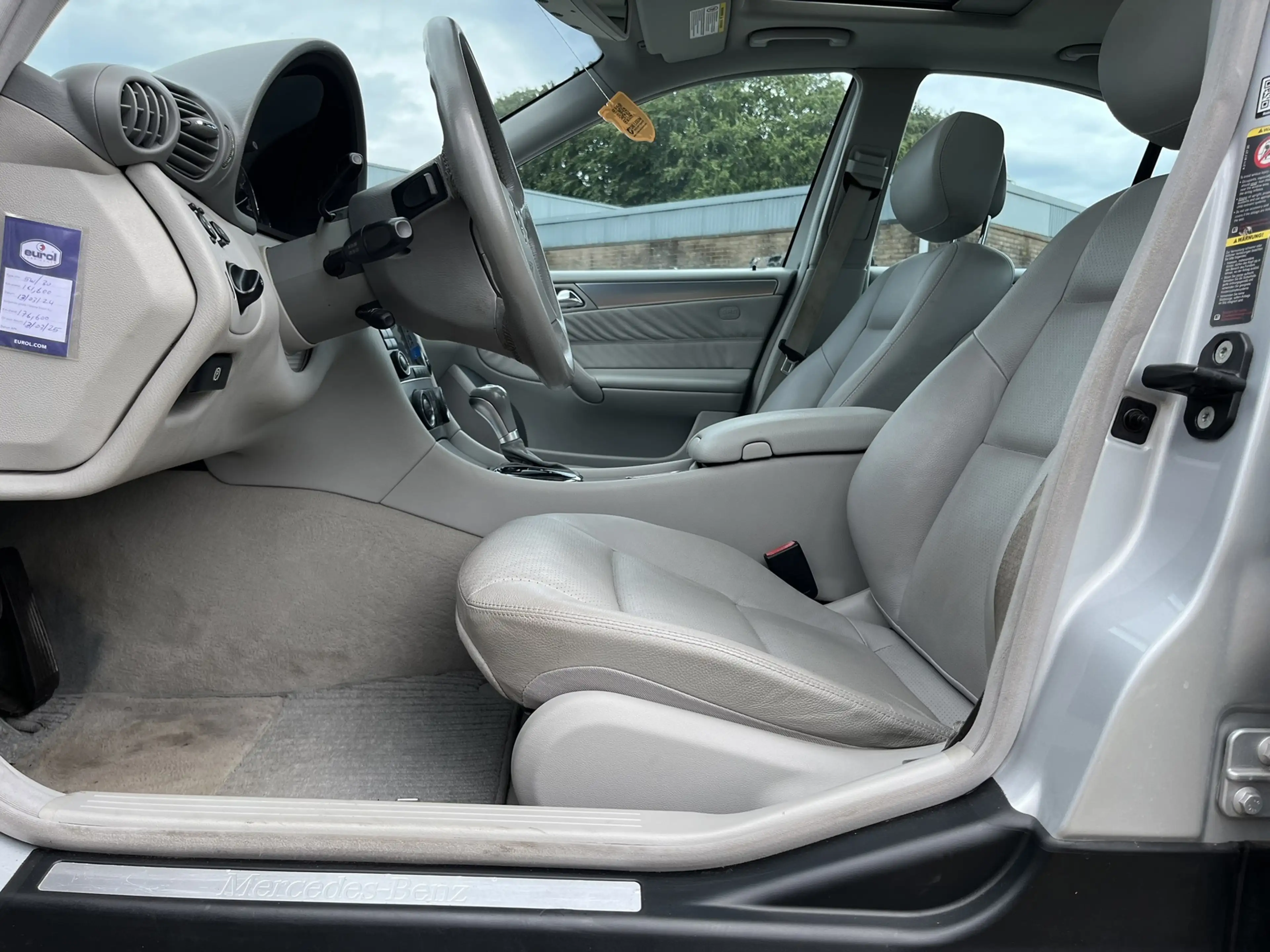 Mercedes-Benz C 350 Avantgarde 4-Matic Harman Kardon Xenon — photo 5
