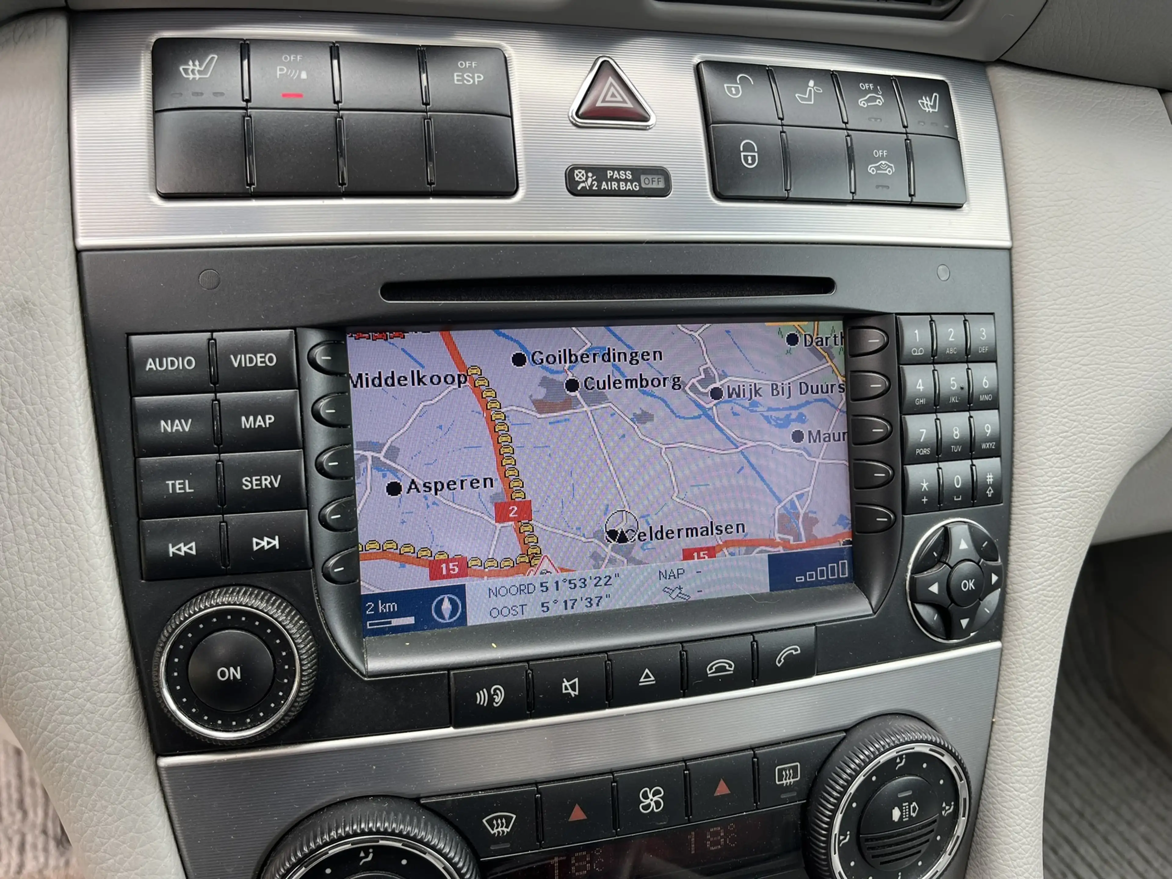 Mercedes-Benz C 350 Avantgarde 4-Matic Harman Kardon Xenon — photo 13