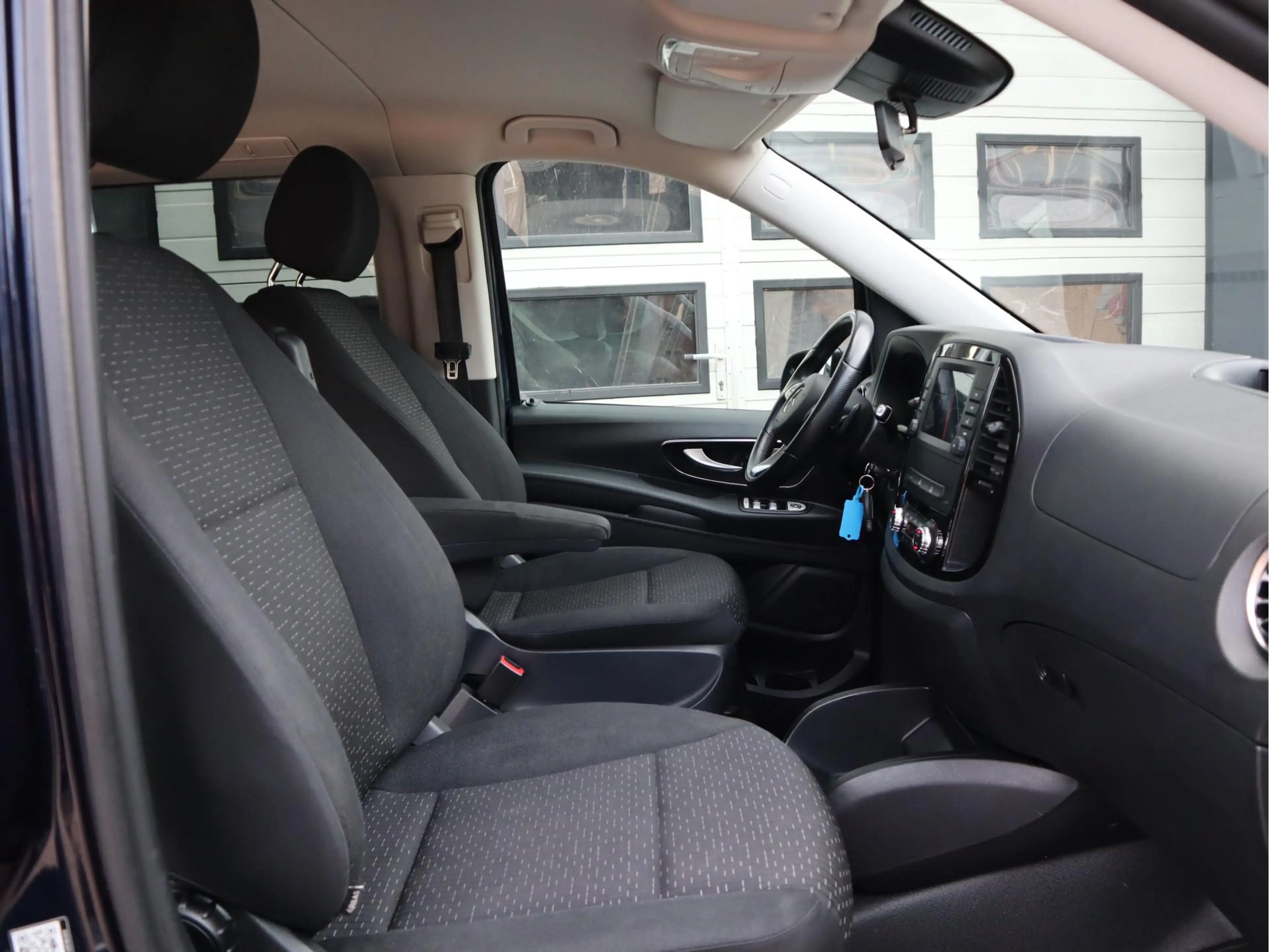 Mercedes-Benz Vito eVito Tourer 90 kWh Pro - 8 Persoons Kombi - incl. — photo 12