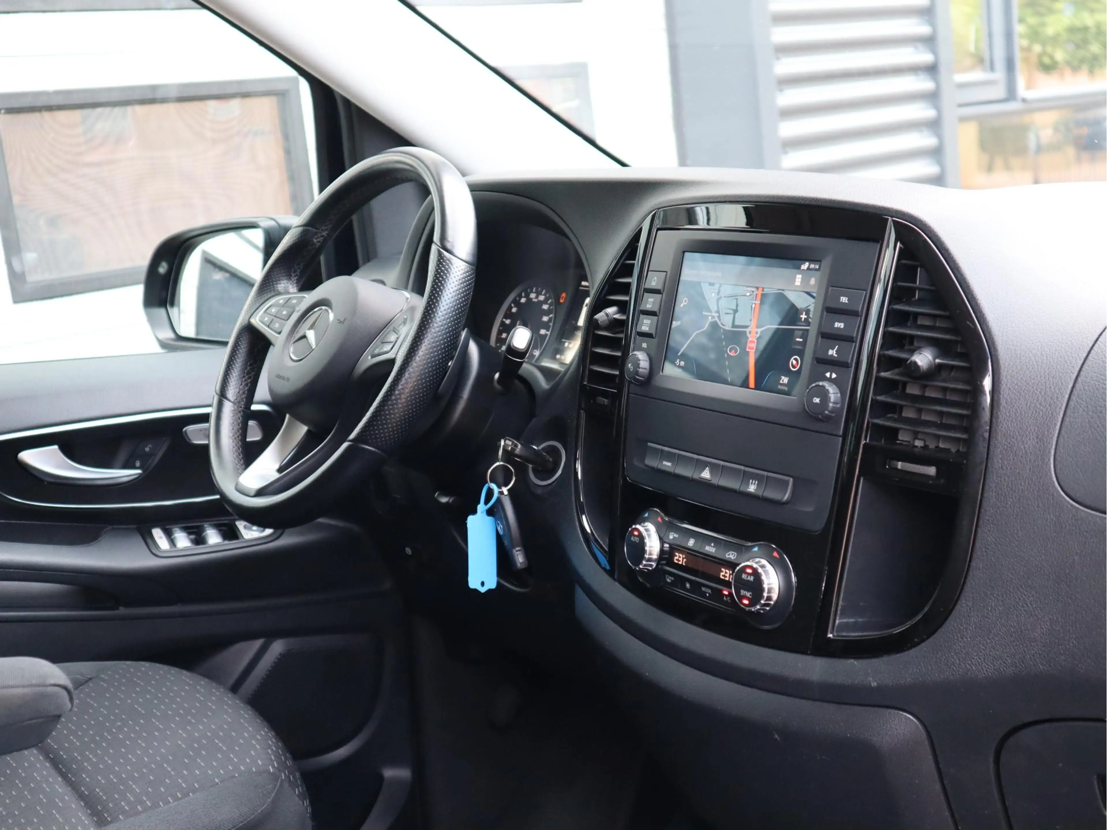 Mercedes-Benz Vito eVito Tourer 90 kWh Pro - 8 Persoons Kombi - incl. — photo 13